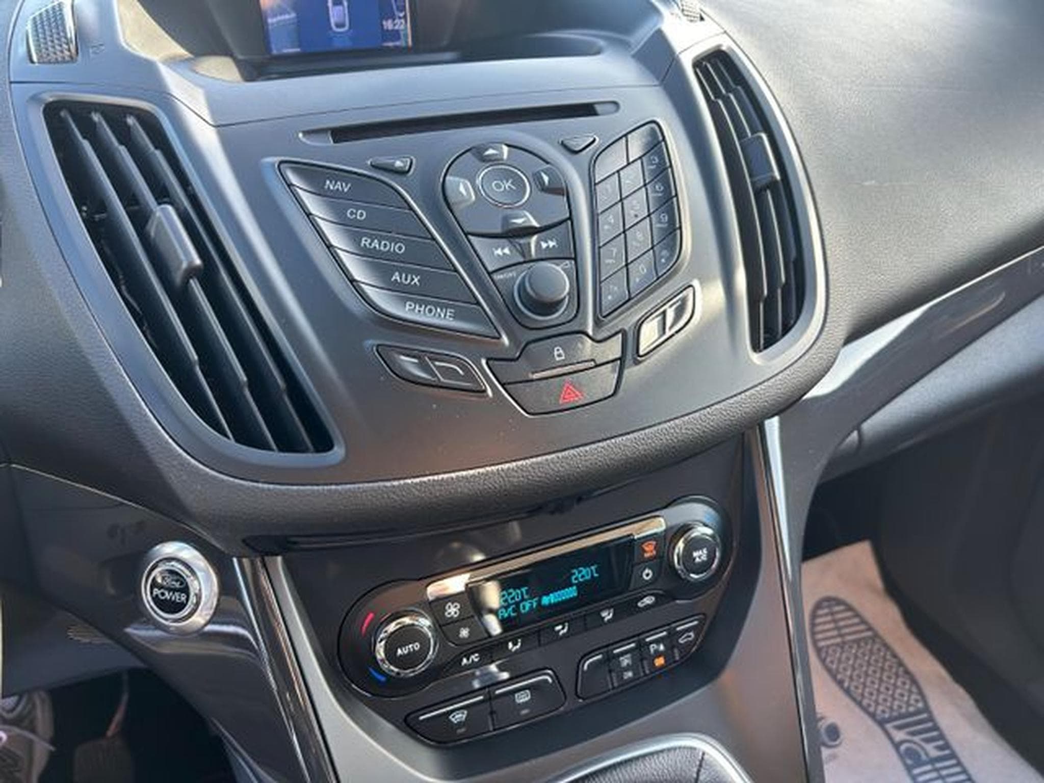 Ford Kuga Kuga Titanium AWD *Navi*AHK*PDC*SHZ*Euro5* (2013) - Foto 12