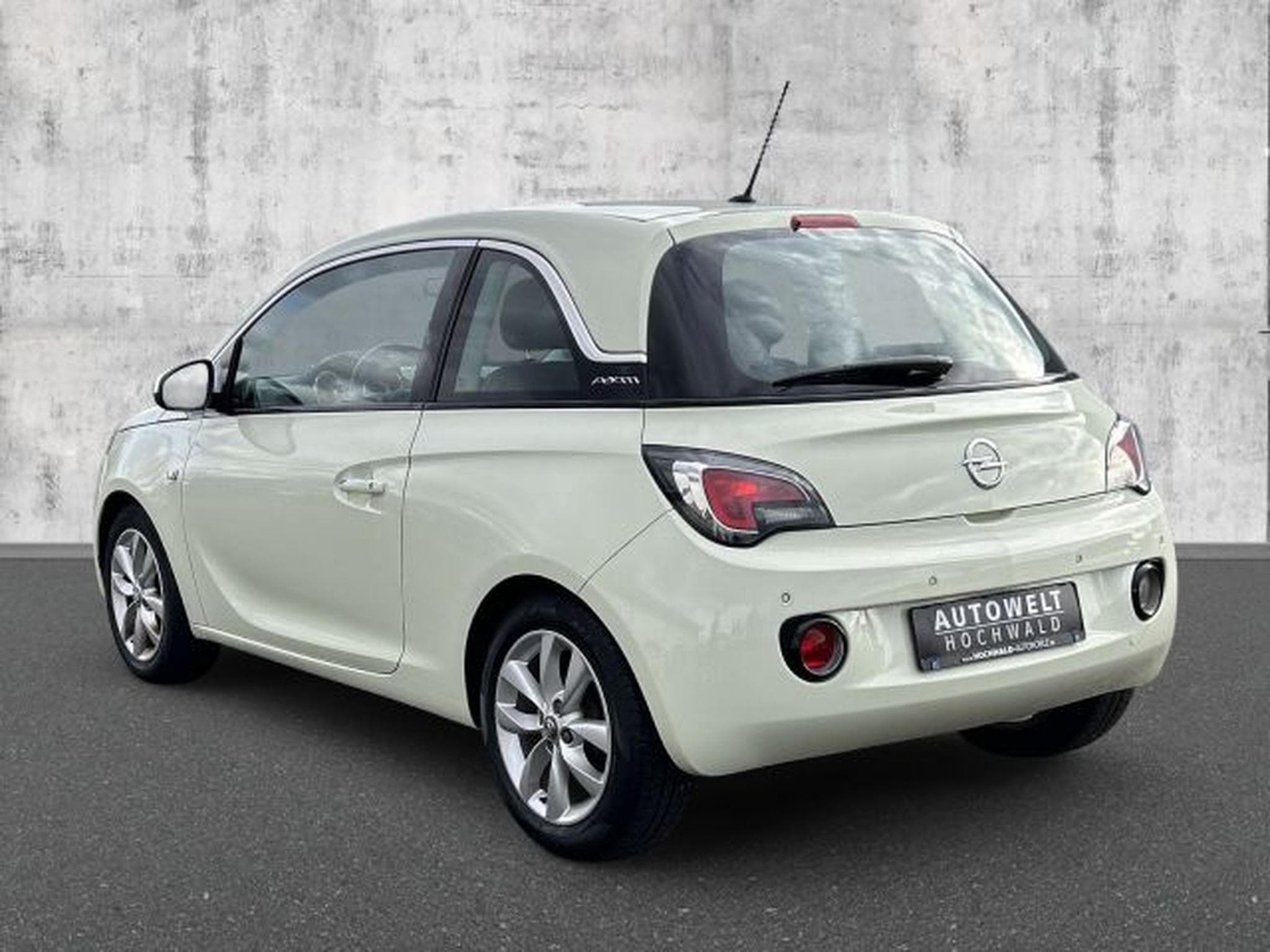 Opel Adam Adam 1.2 Jam KLIMA SHZ PDC Tempomat BLUETOOTH (2013) - Photo 3