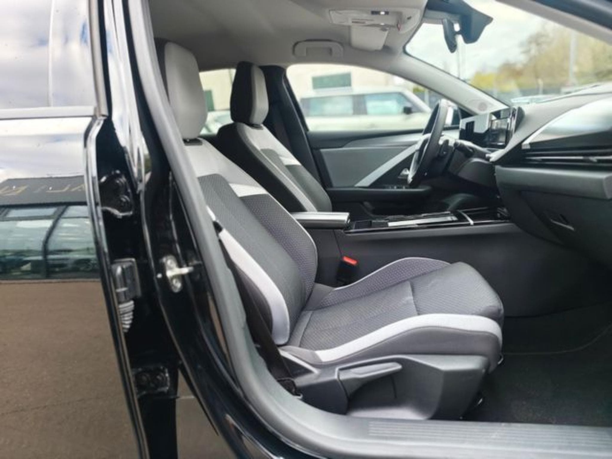 Opel Astra ASTRA L LIM BUSINNES EDITION*AUT*LED*KAMERA*2.HD (2022) - Photo 14