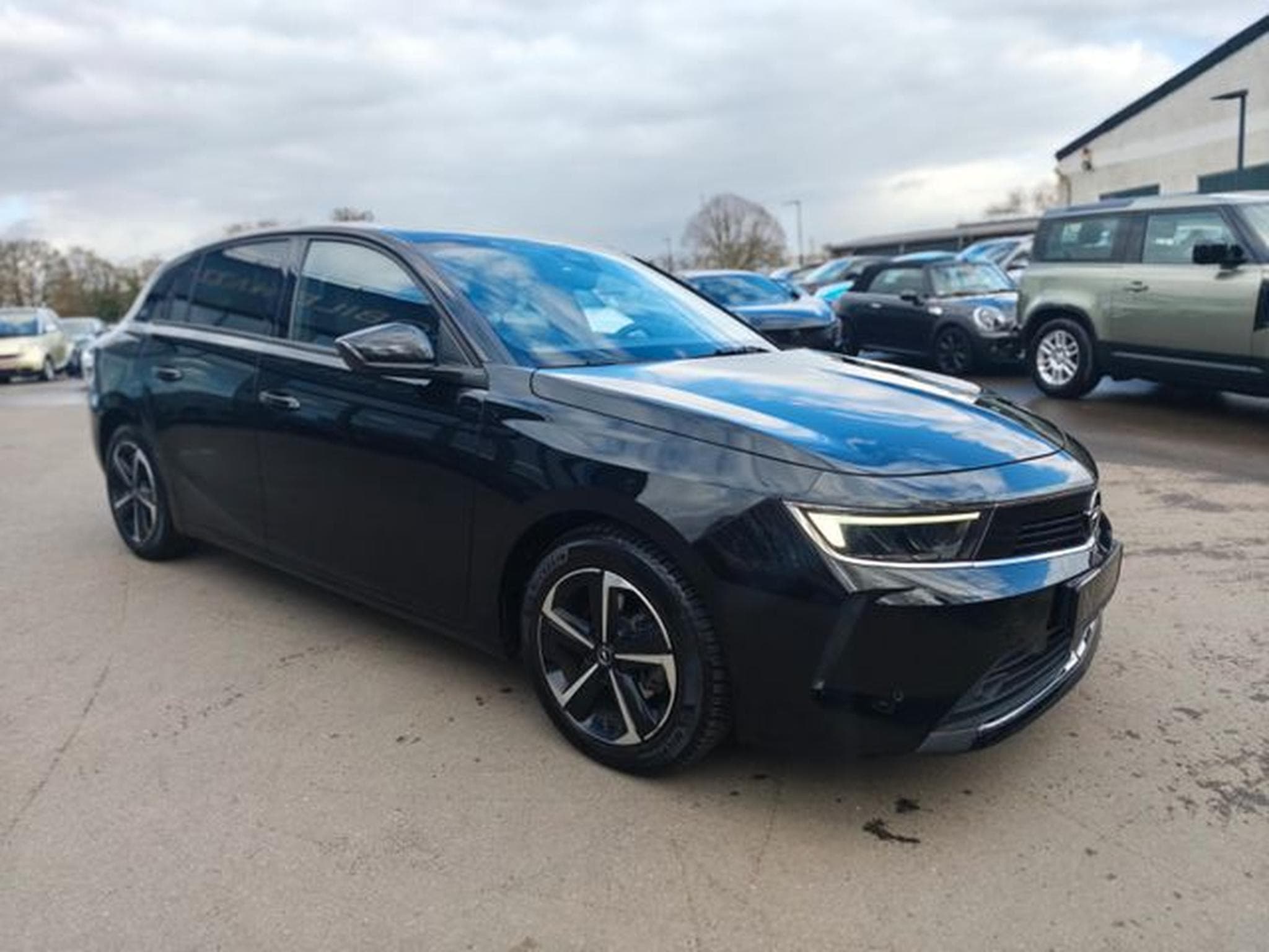 Opel Astra ASTRA L LIM BUSINNES EDITION*AUT*LED*KAMERA*2.HD (2022) - Photo 4