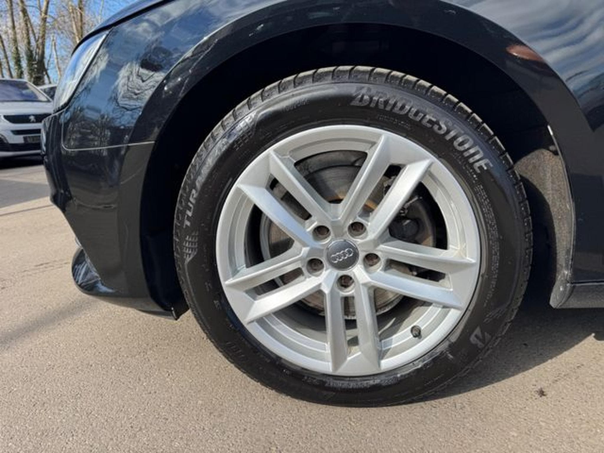 Audi A4 A4 LIM. DESIGN 2.0 TDI*NAVI*PDC*XENON*EURO6* (2016) - Photo 10