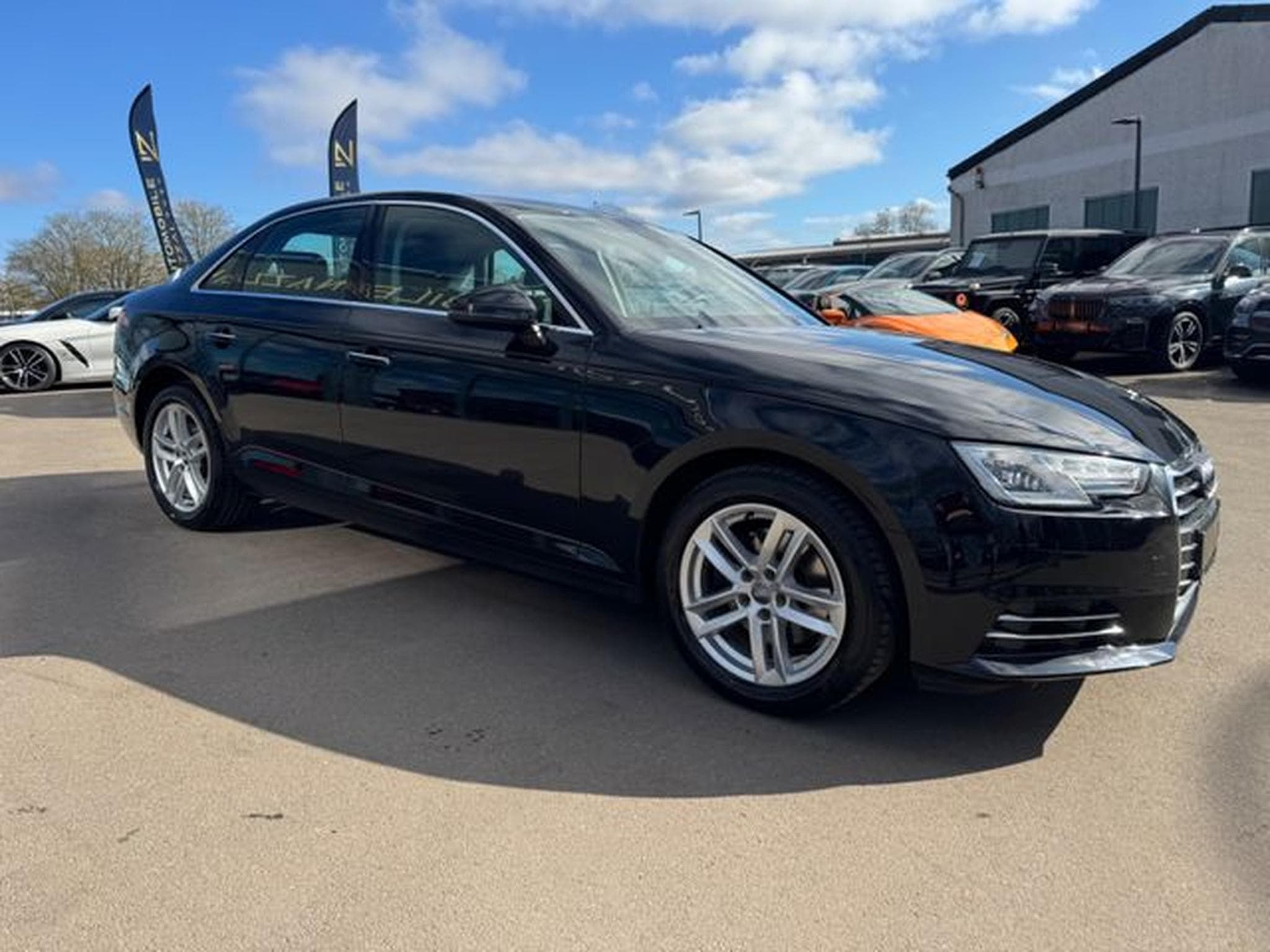 Audi A4 A4 LIM. DESIGN 2.0 TDI*NAVI*PDC*XENON*EURO6* (2016) - Photo 5