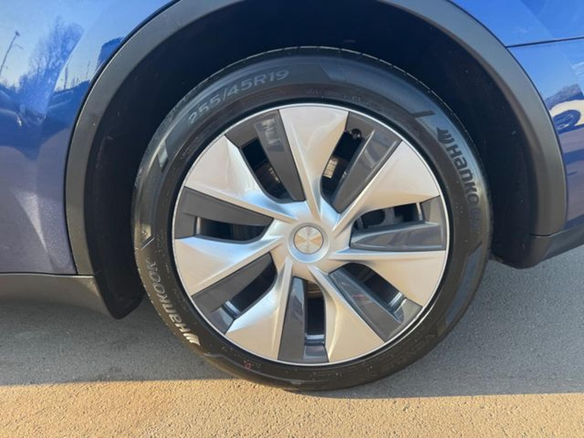 Tesla Model Y MODEL Y *PANORAMA*LEDER*KAMERA*SHZ*1.HD*TOP (2023) - Photo 10