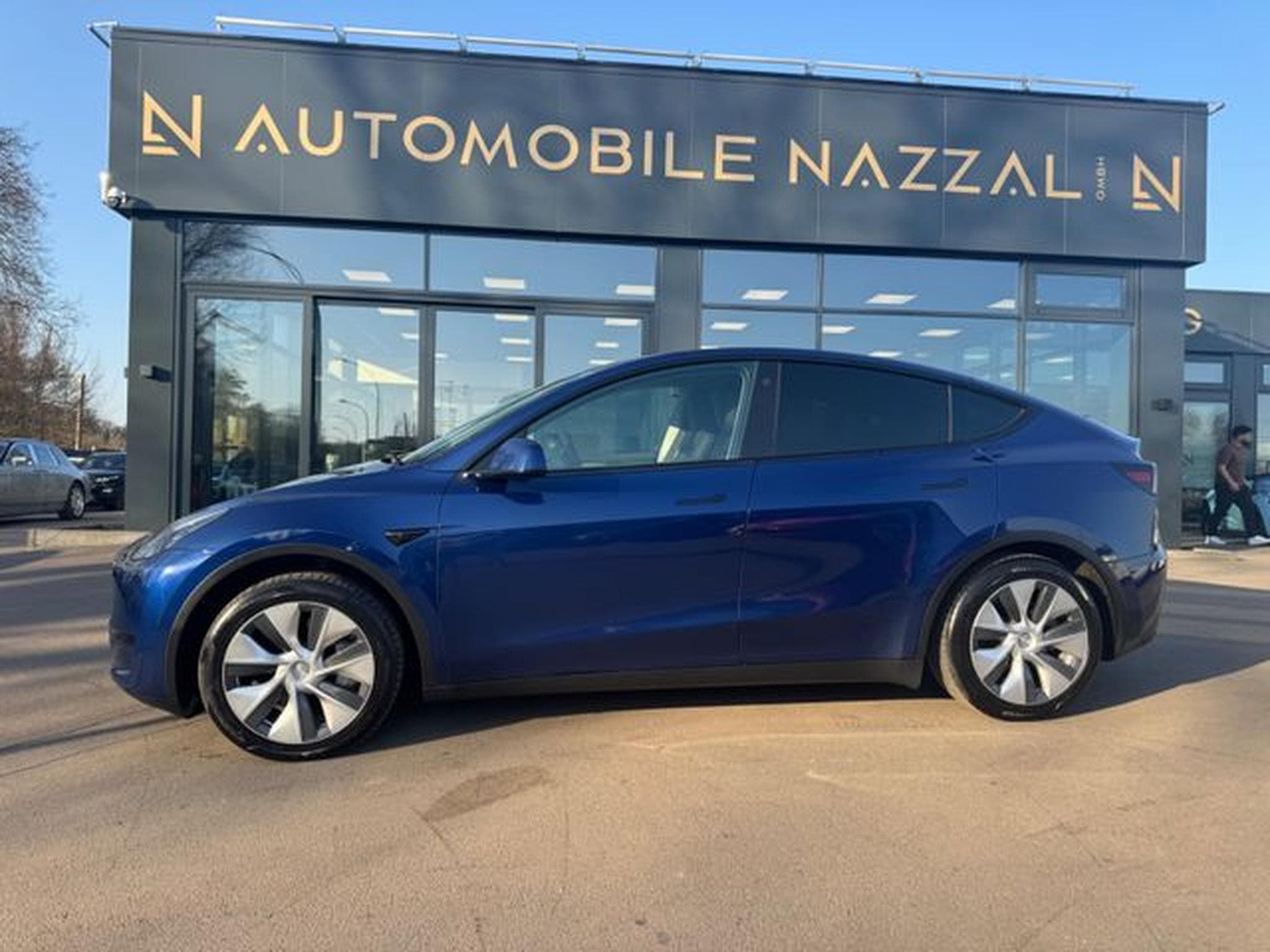 Tesla Model Y MODEL Y *PANORAMA*LEDER*KAMERA*SHZ*1.HD*TOP (2023) - Photo 12