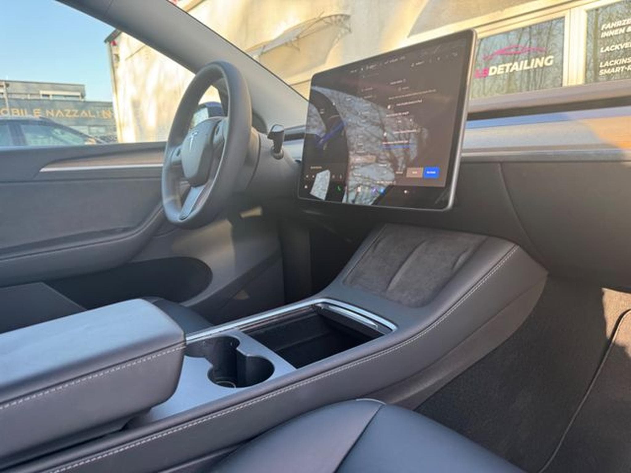 Tesla Model Y MODEL Y *PANORAMA*LEDER*KAMERA*SHZ*1.HD*TOP (2023) - Photo 15