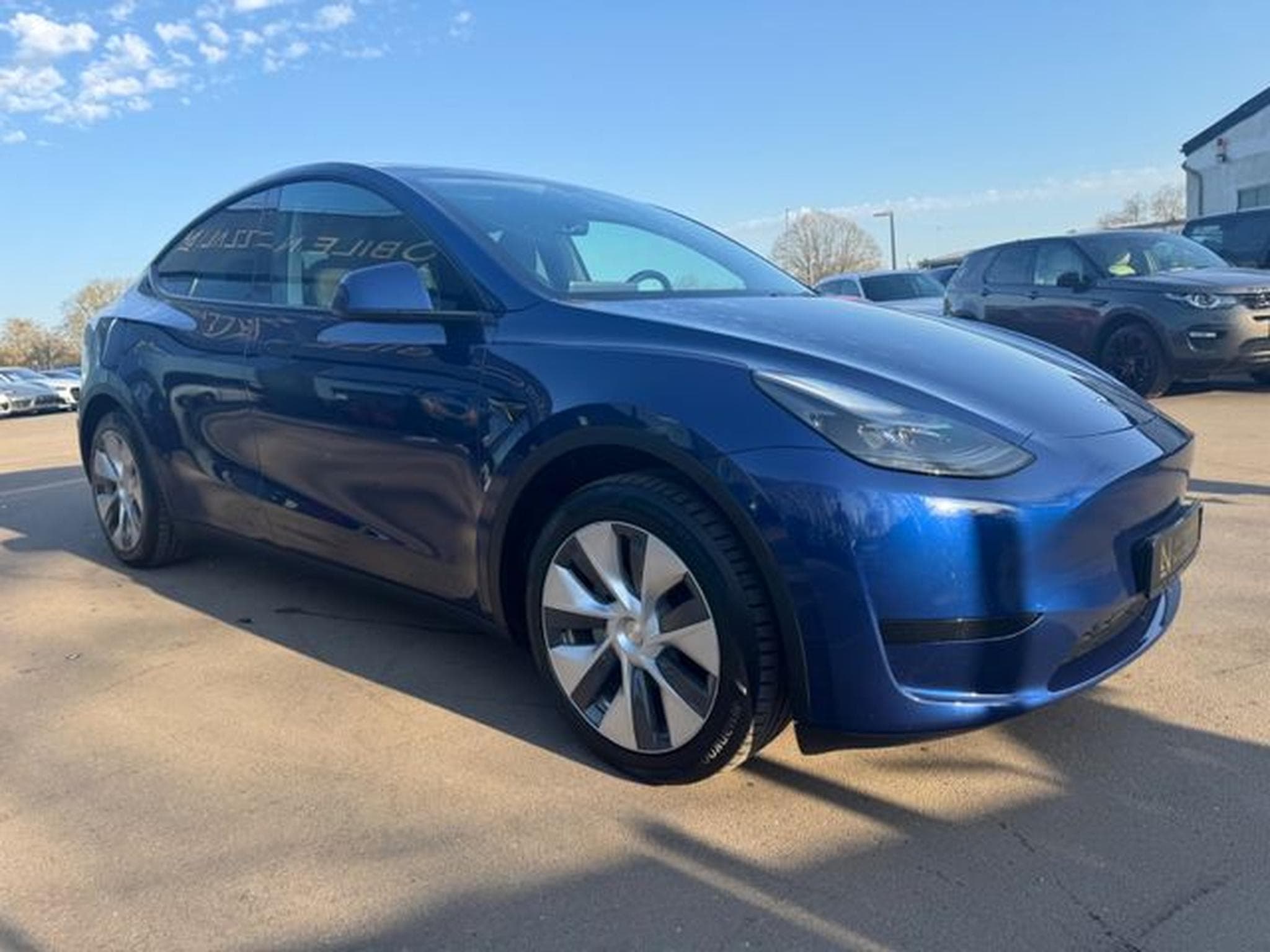 Tesla Model Y MODEL Y *PANORAMA*LEDER*KAMERA*SHZ*1.HD*TOP (2023) - Photo 4