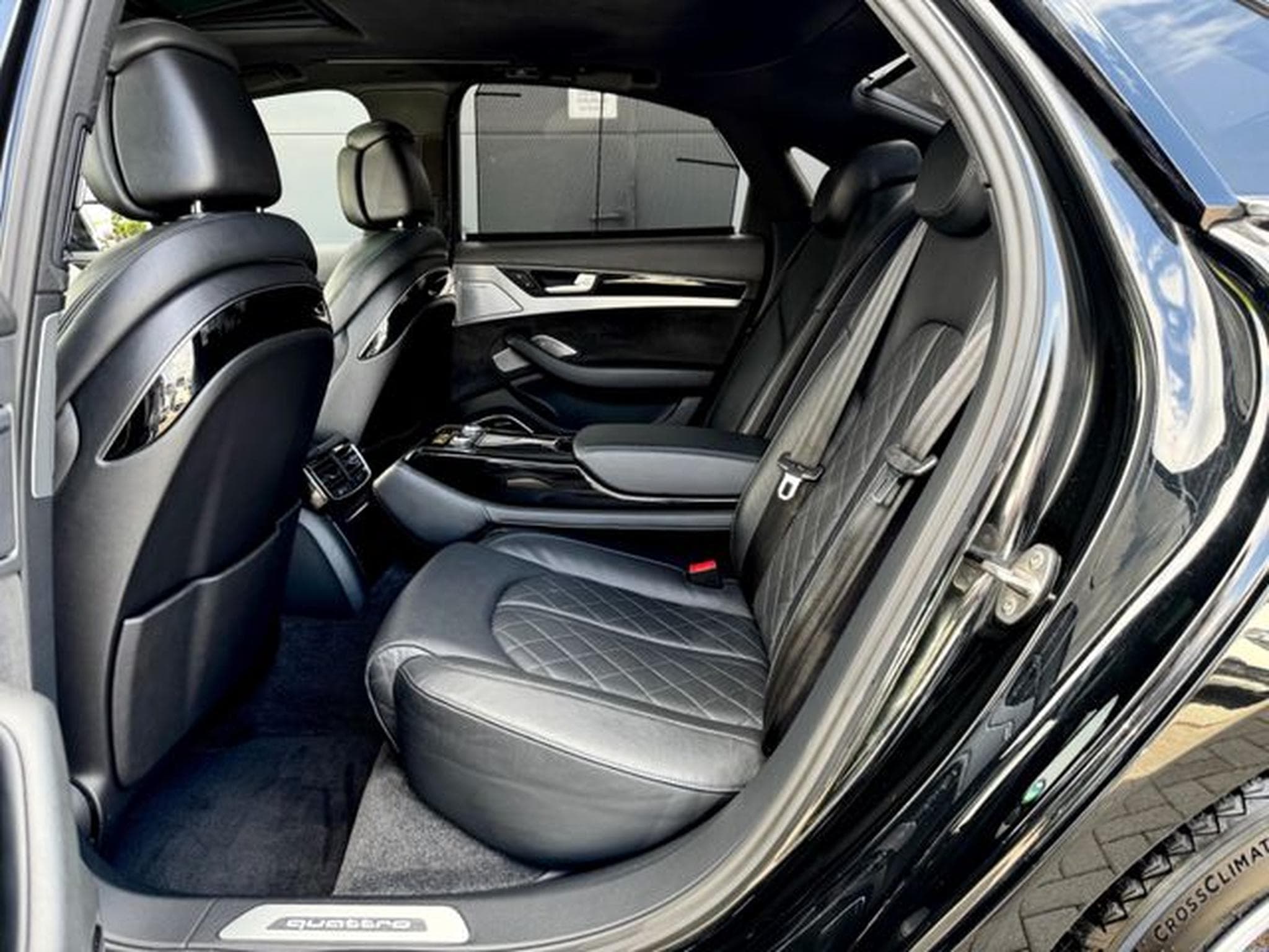 Audi A8 A8 4.2 TDI quattro /MATRIX/B&amp;O/MASSAGE/HUD/ (2016) - Photo 13