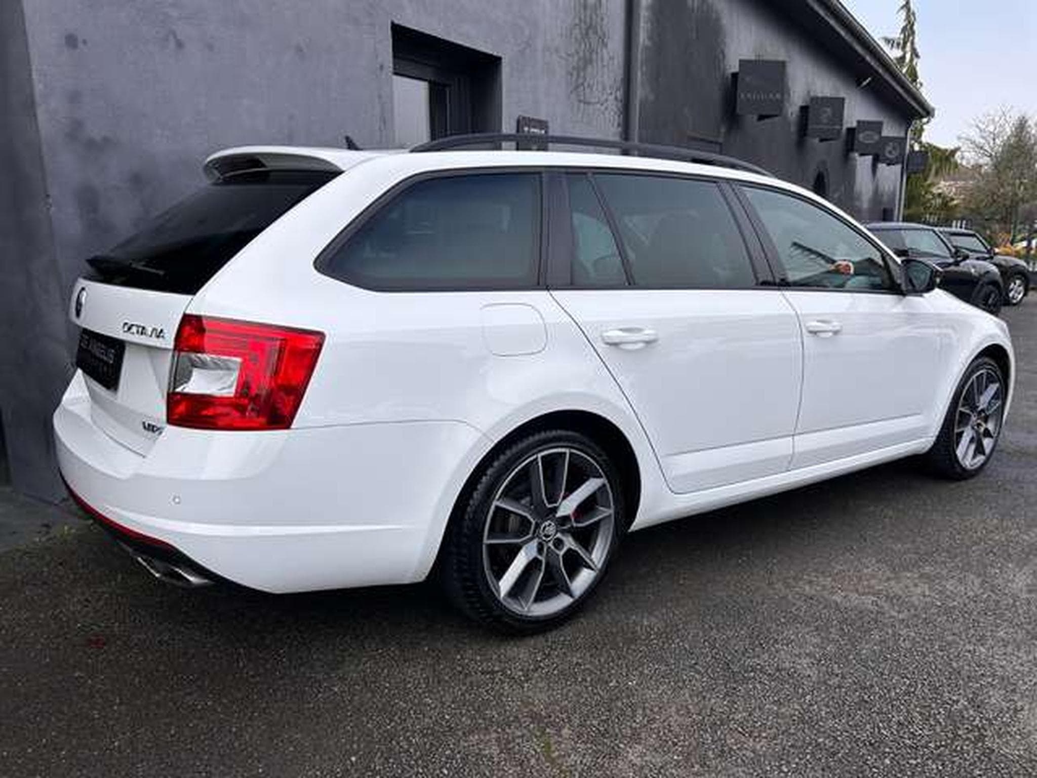 Skoda Octavia 2.0 TSI 220 RS (2014) - Photo 11