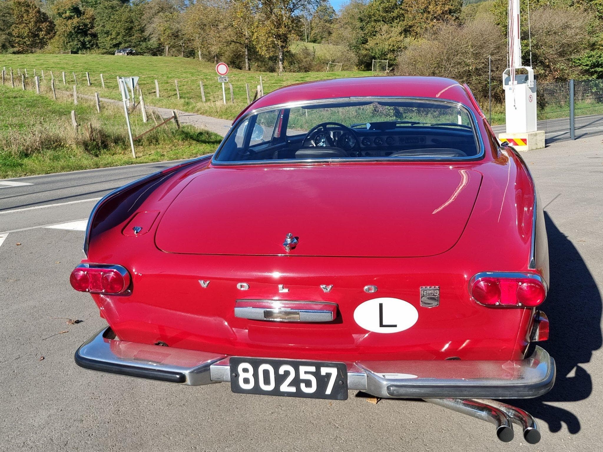 Volvo P1800 (1968) - Photo 10