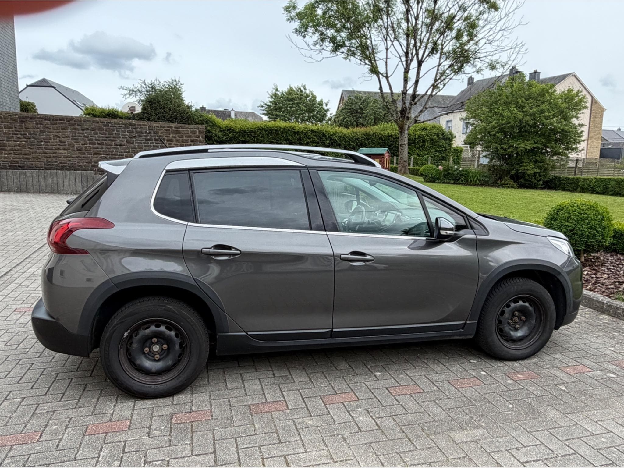 Peugeot 2008 (2019) - Photo 3
