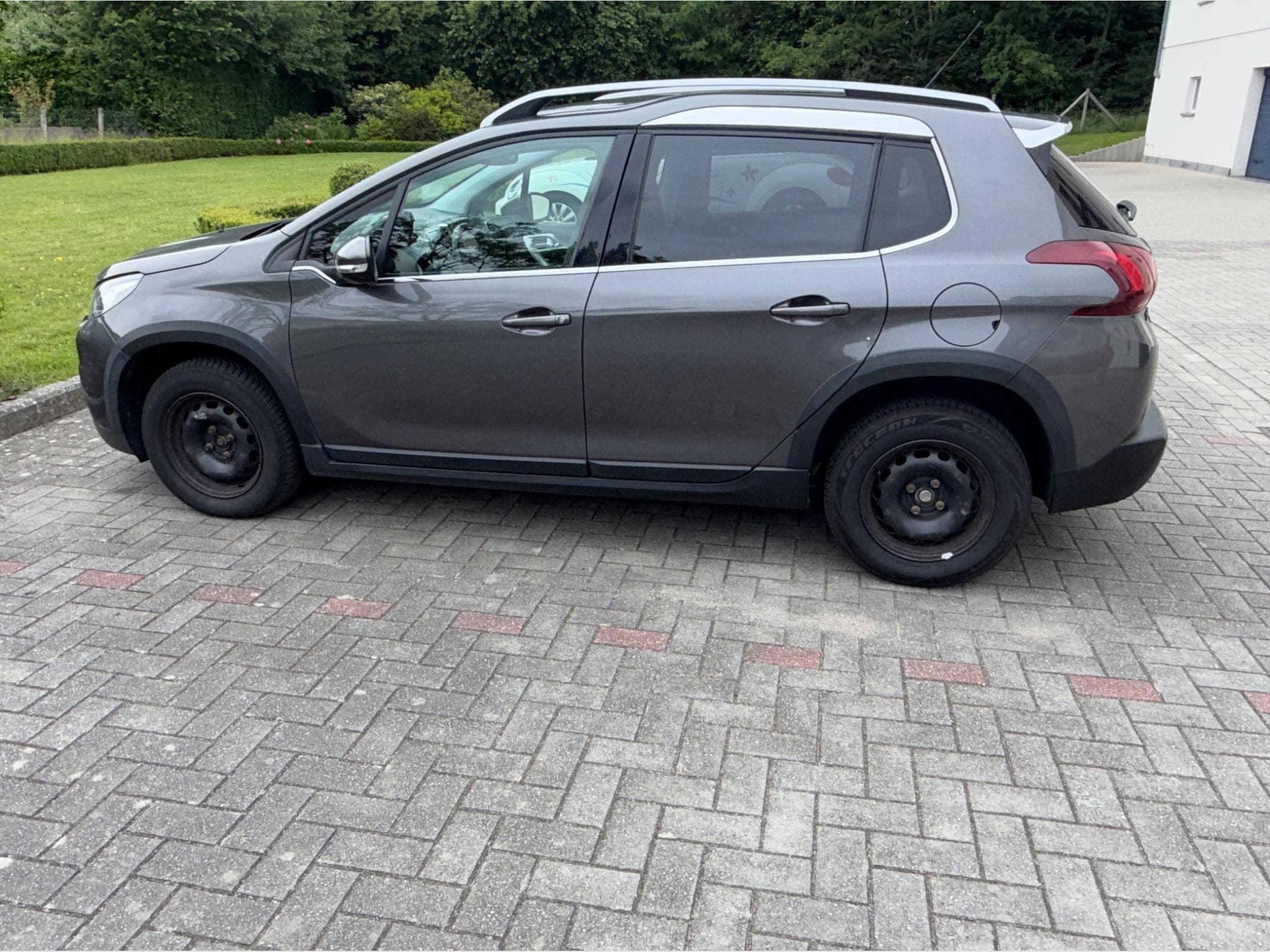 Peugeot 2008 (2019) - Photo 5