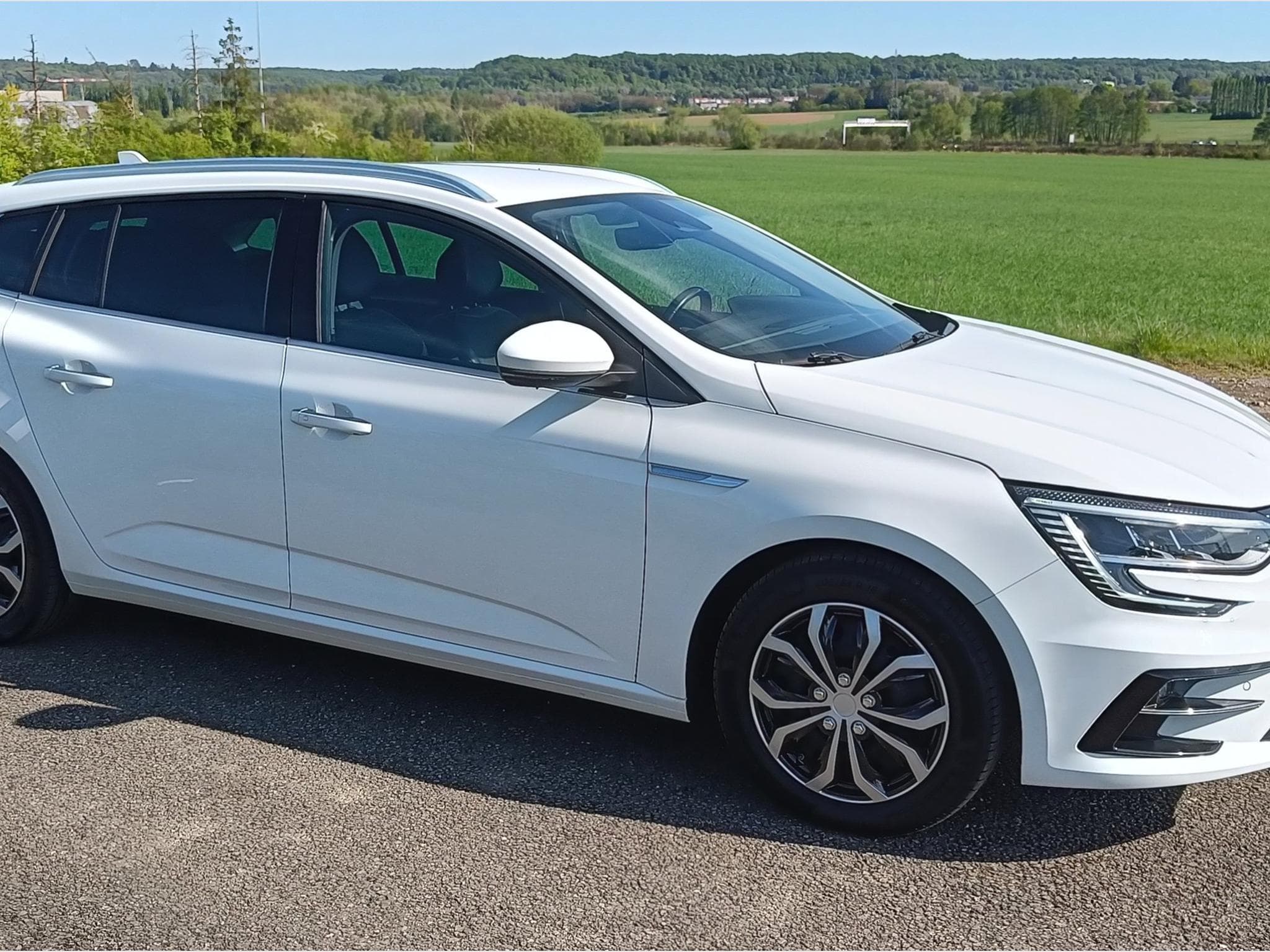 Renault Megane Diesel/Automatique (2021) - Foto 1