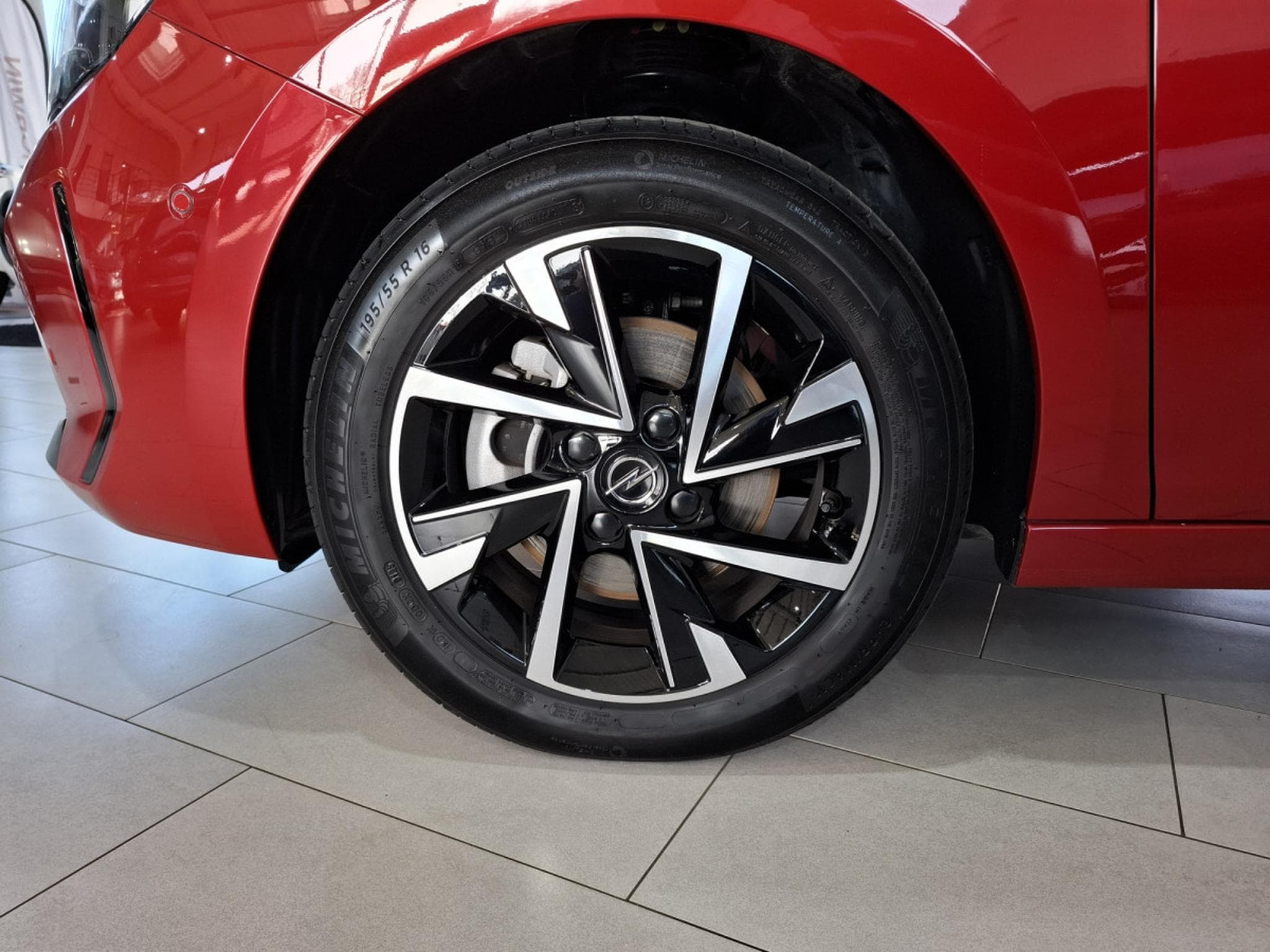 Opel Corsa 1.2 TURBO 101 GS, LED, VIRTUAL, KAMERA, CARPLAY,TEMPO, CUIR (2025) - Foto 18