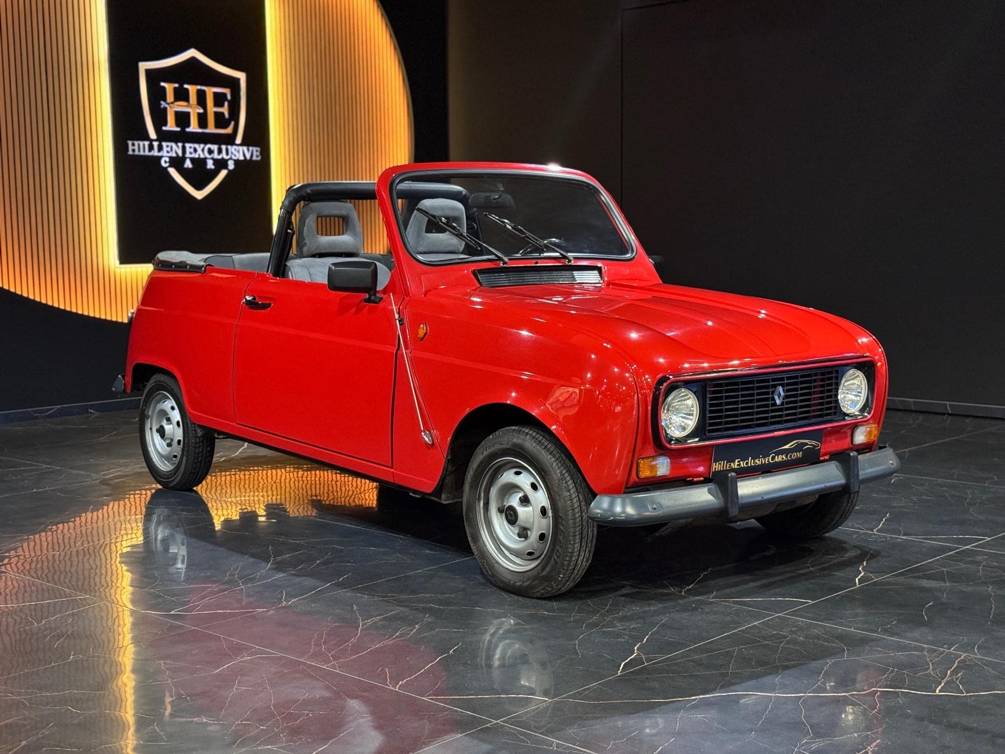 Renault R4 Cabrio (1967) - Photo 1