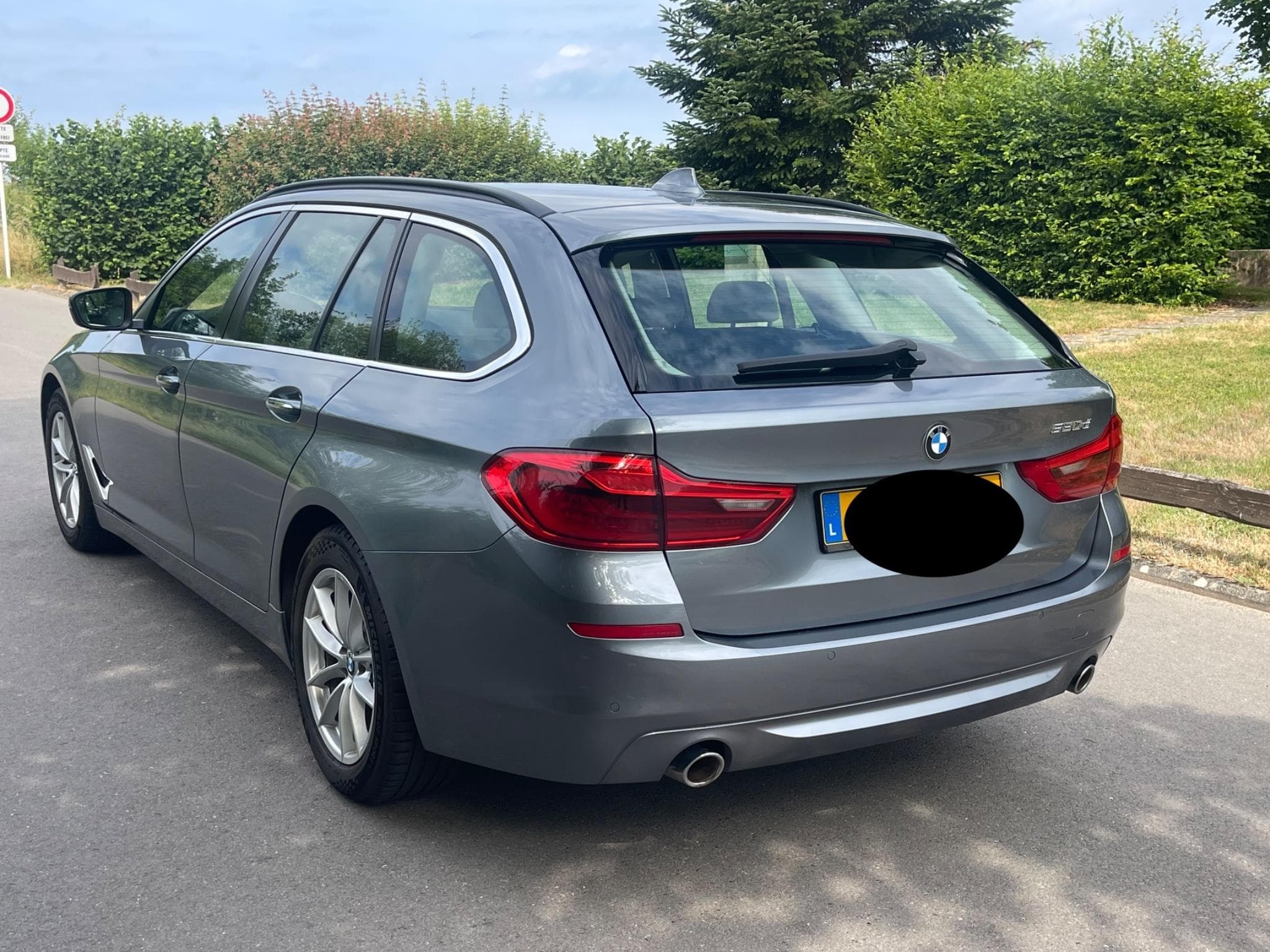BMW 520 Business Line (2017) - Foto 3