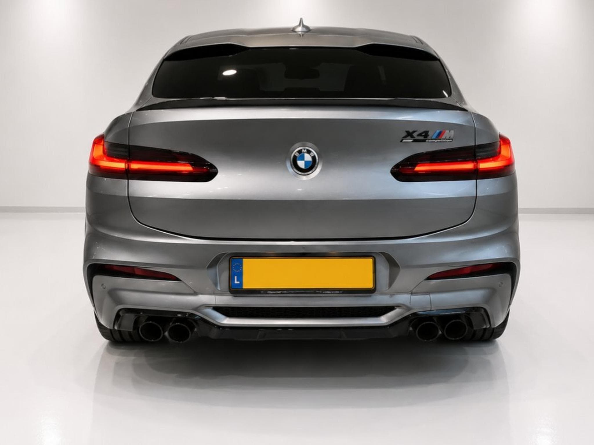 BMW X4M 3.0 litres, F98, 6 cylindres, 486 ch (2020) - Foto 2