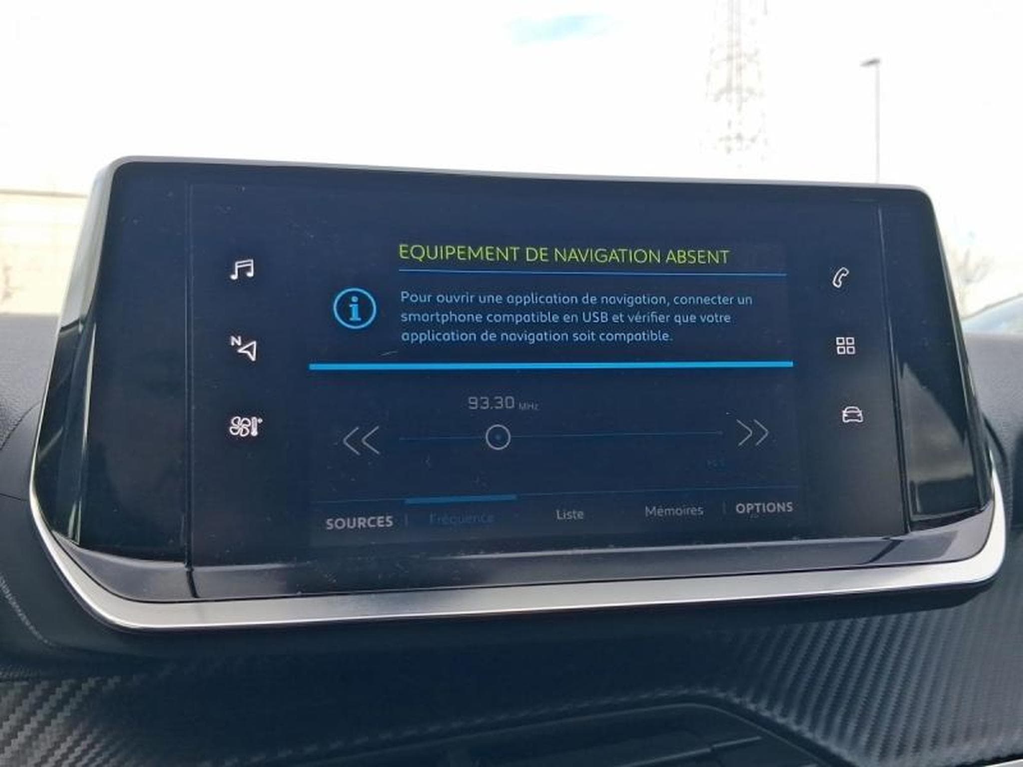 PEUGEOT 208 e-208 136ch Active (2021) - Photo 9