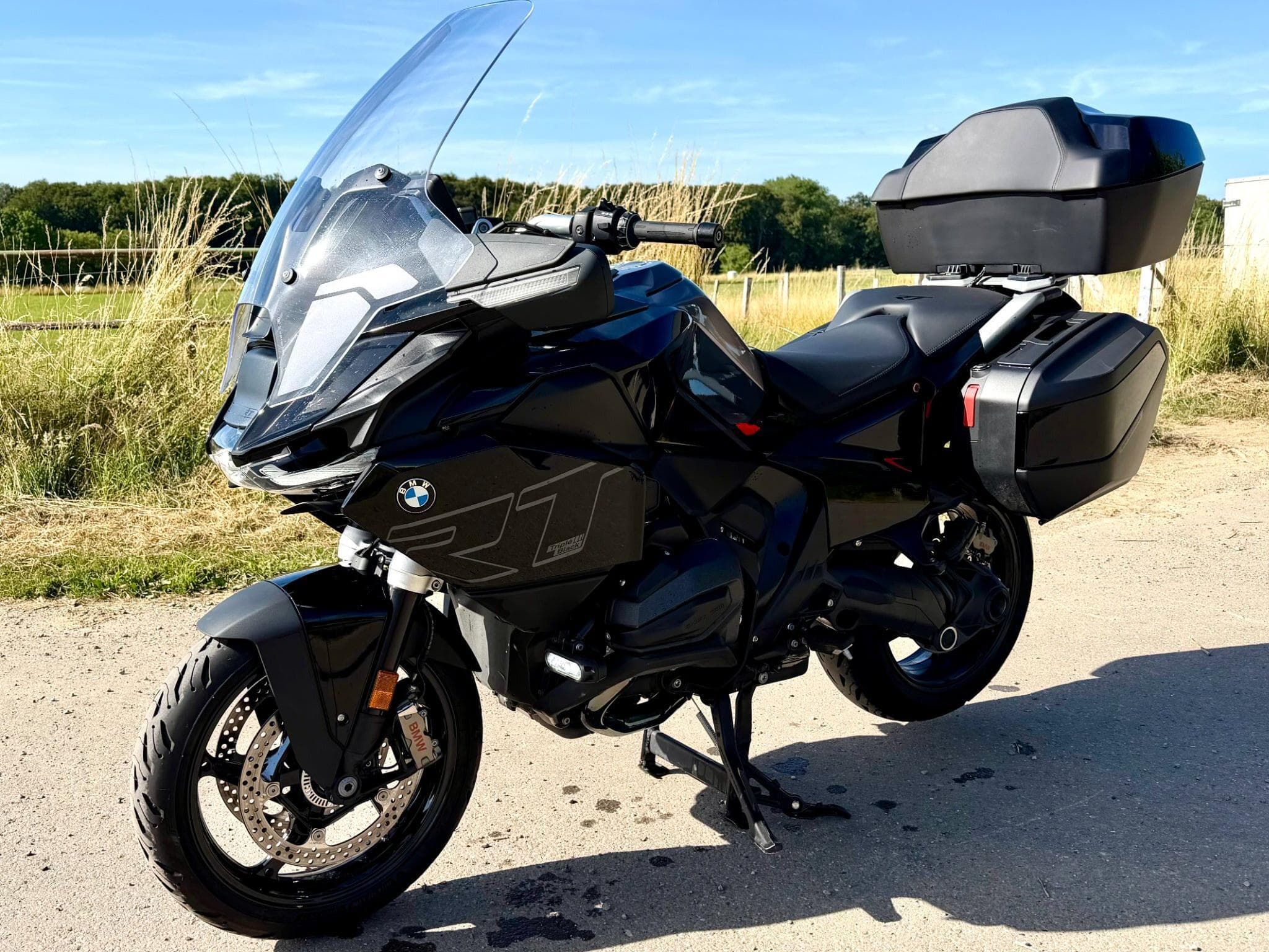 BMW R R 1300 RT Triple Black (2026) - Foto 3