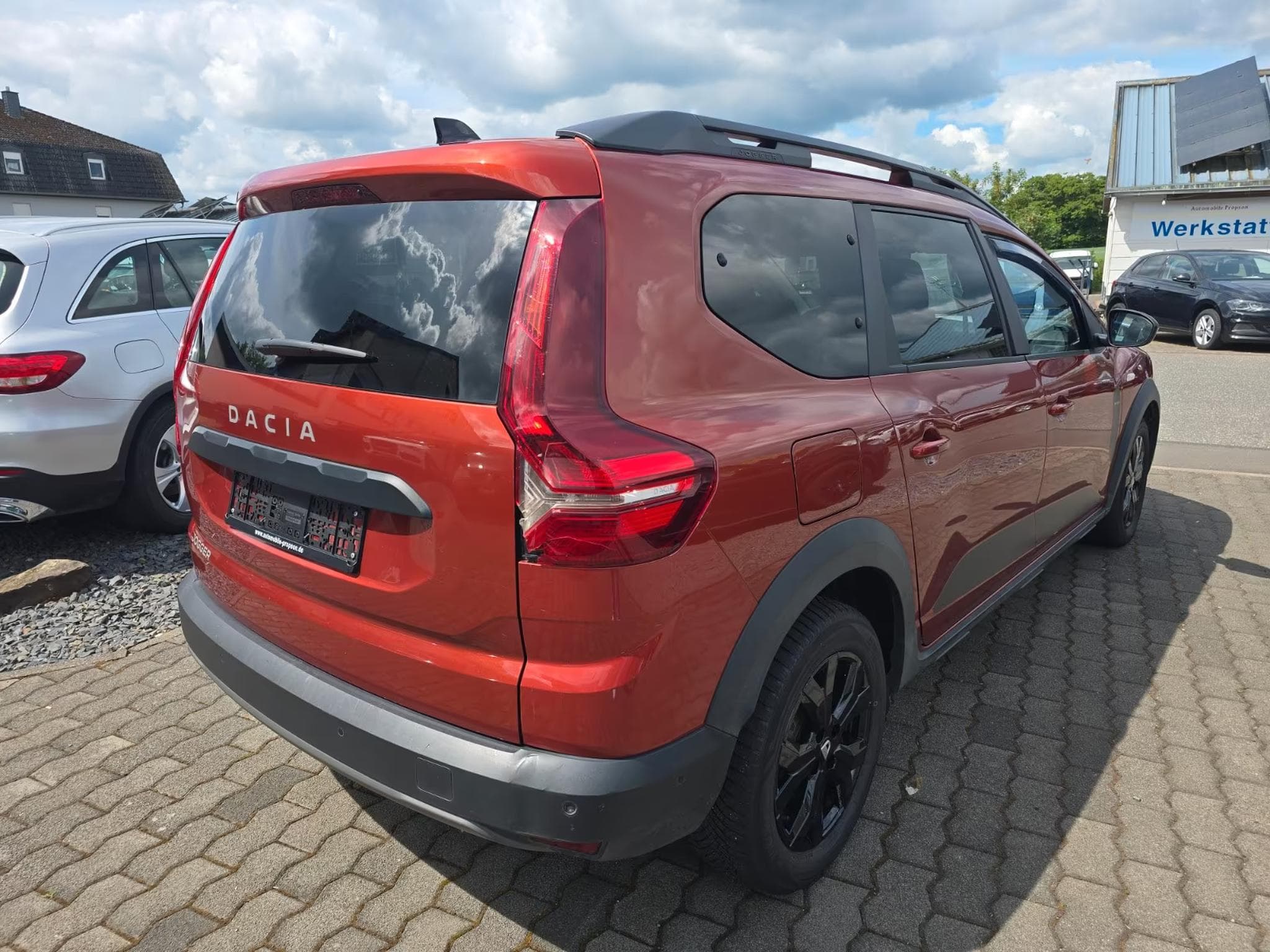 Dacia Jogger 1.0 TCe 110 Extreme 7-S. City NAVI KAM SHZ (2022) - Photo 2