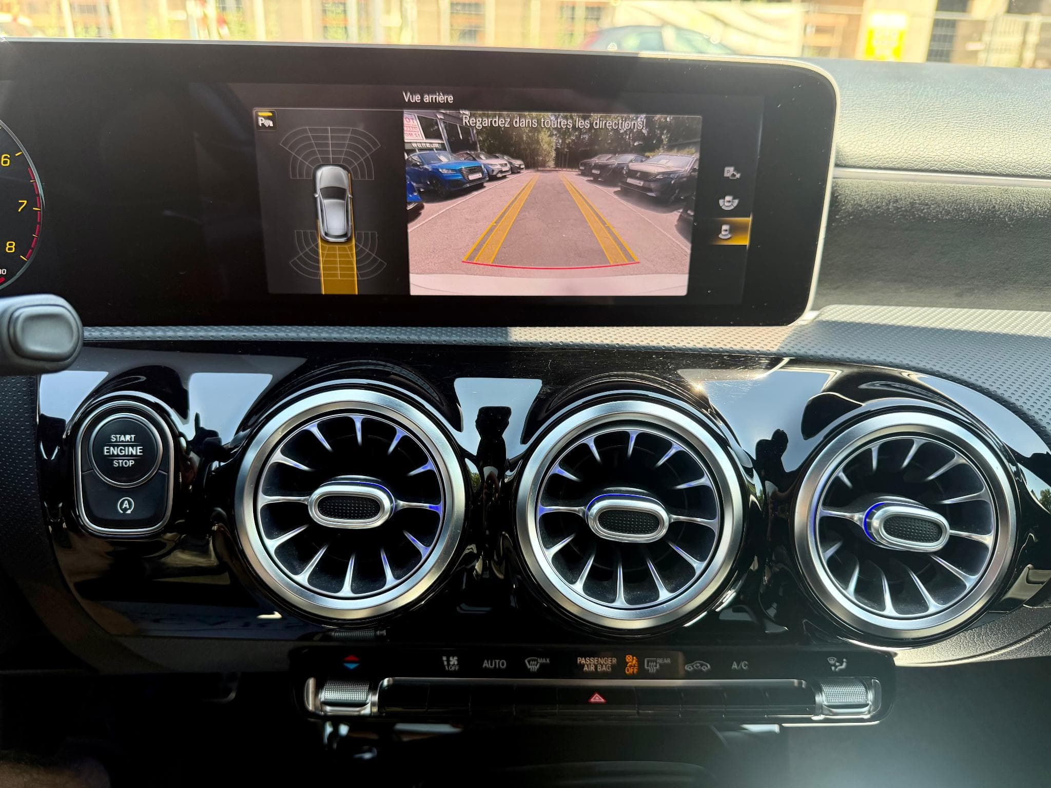 Mercedes A 250 AMG Line 7G-DCT PANO/CAM/NIGHT (2019) - Foto 13