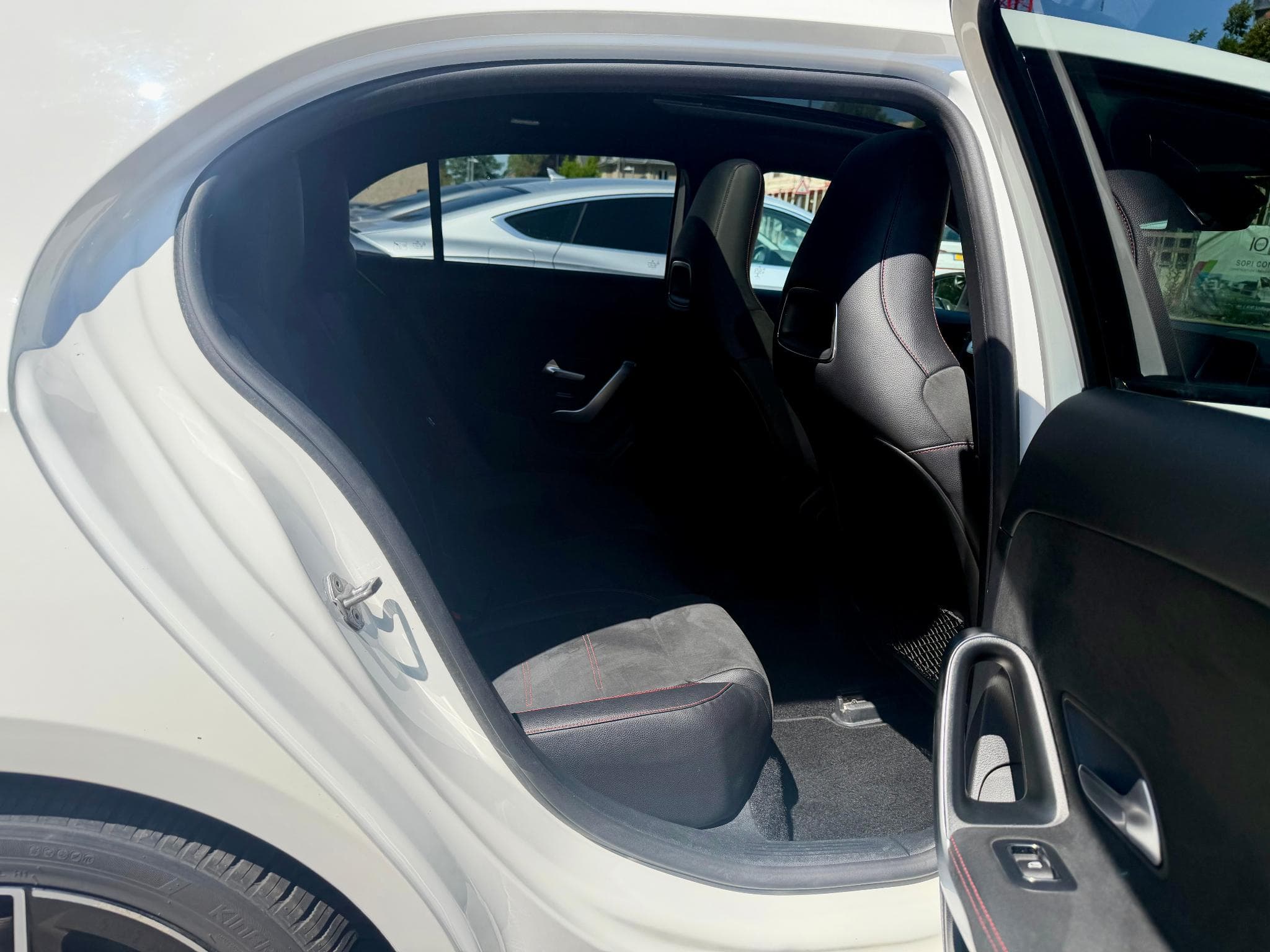 Mercedes A 250 AMG Line 7G-DCT PANO/CAM/NIGHT (2019) - Foto 10