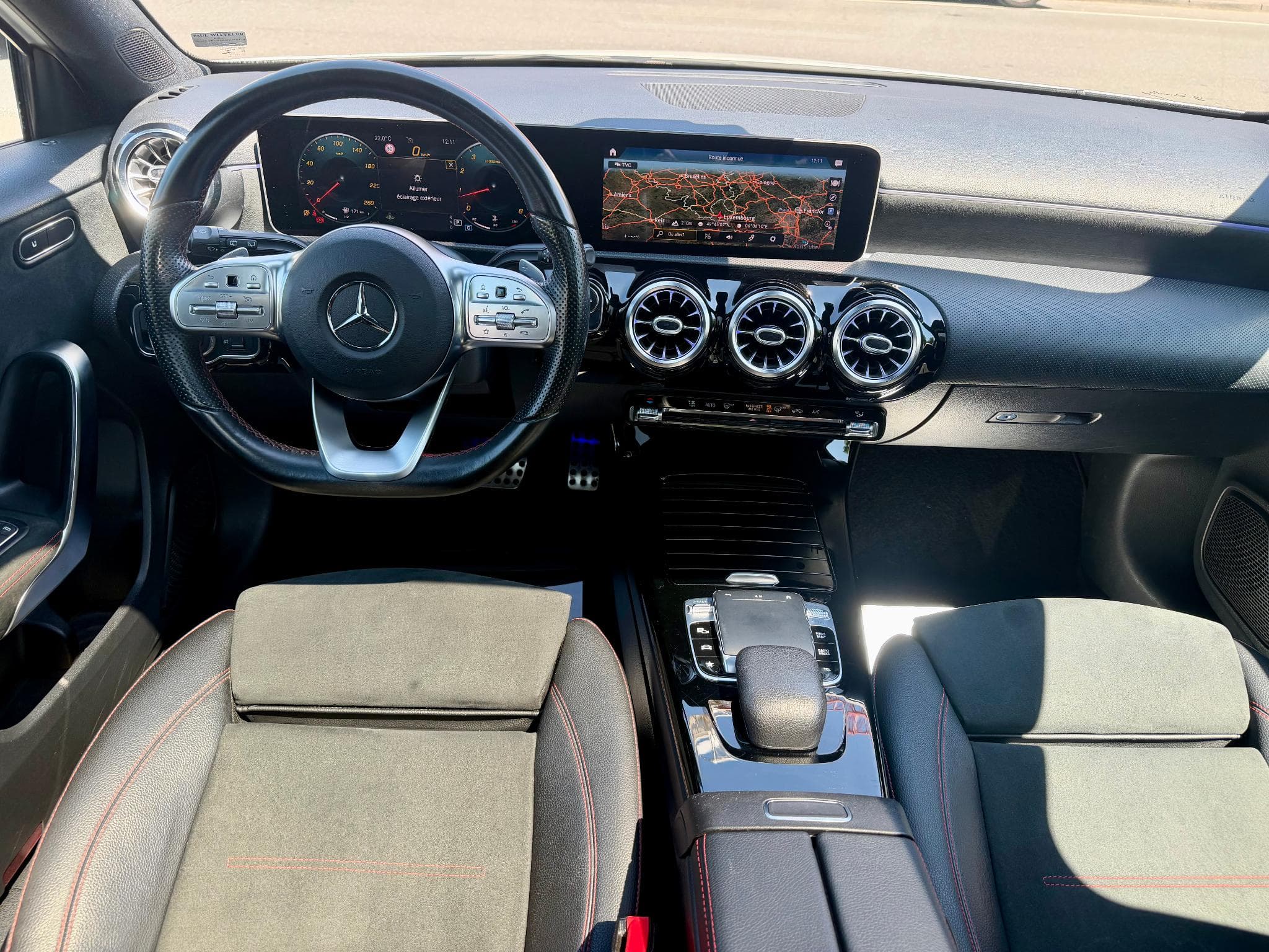Mercedes A 250 AMG Line 7G-DCT PANO/CAM/NIGHT (2019) - Foto 8