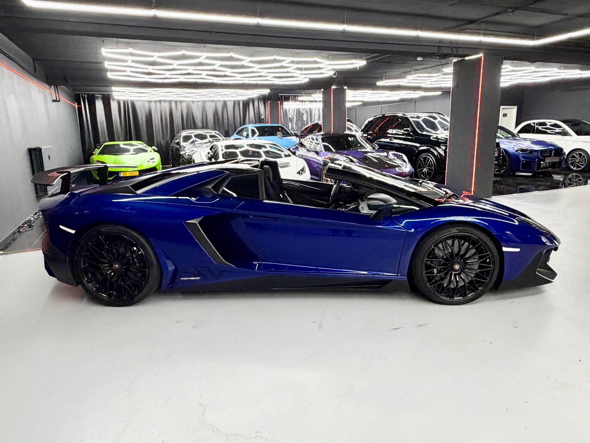 Lamborghini Aventador SV Roadster AD Personam Blu Sideris Full PPF Echap Sport (2016) - Photo 3