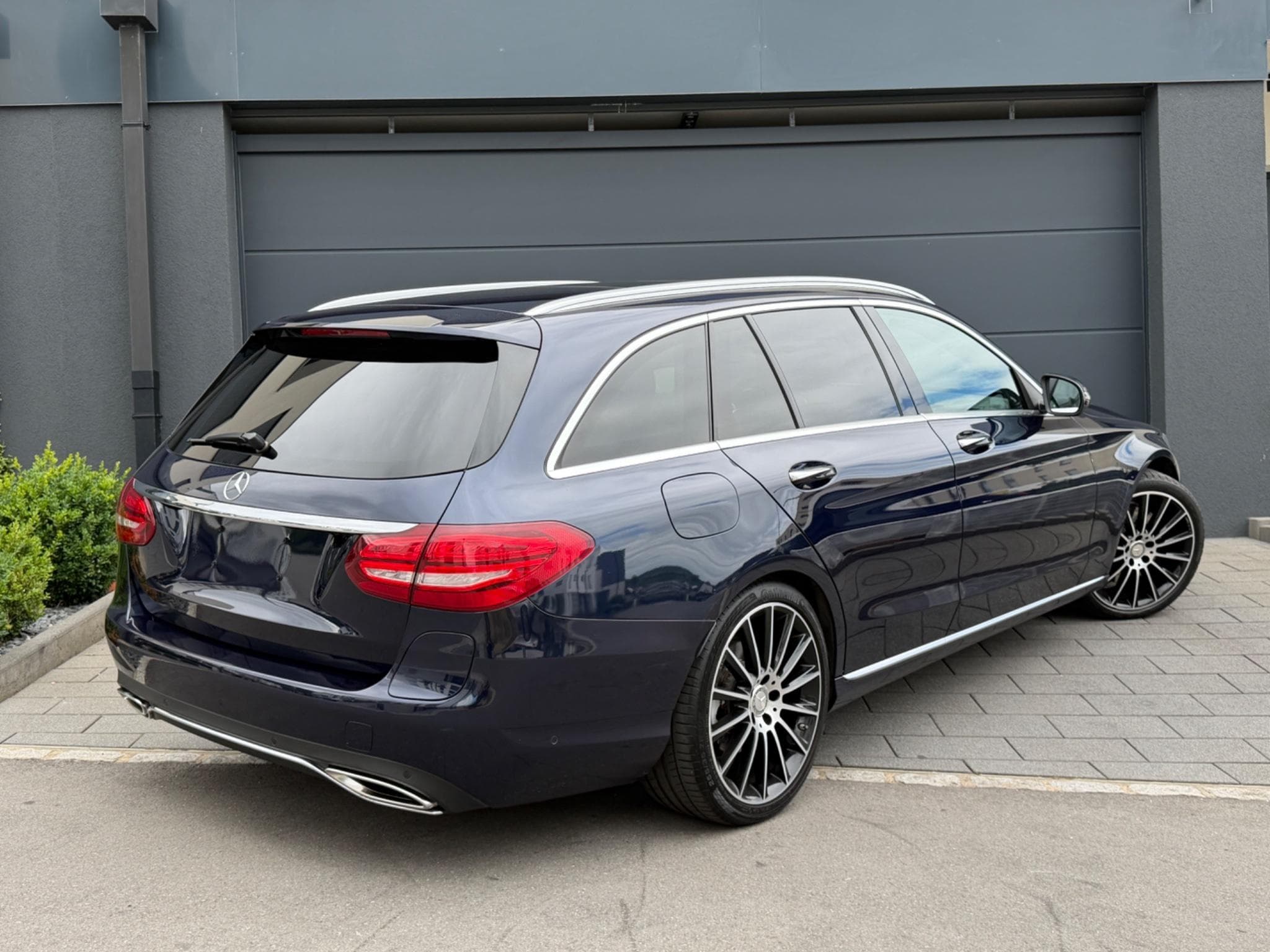 Mercedes C 350 e Amg (2016) - Foto 2