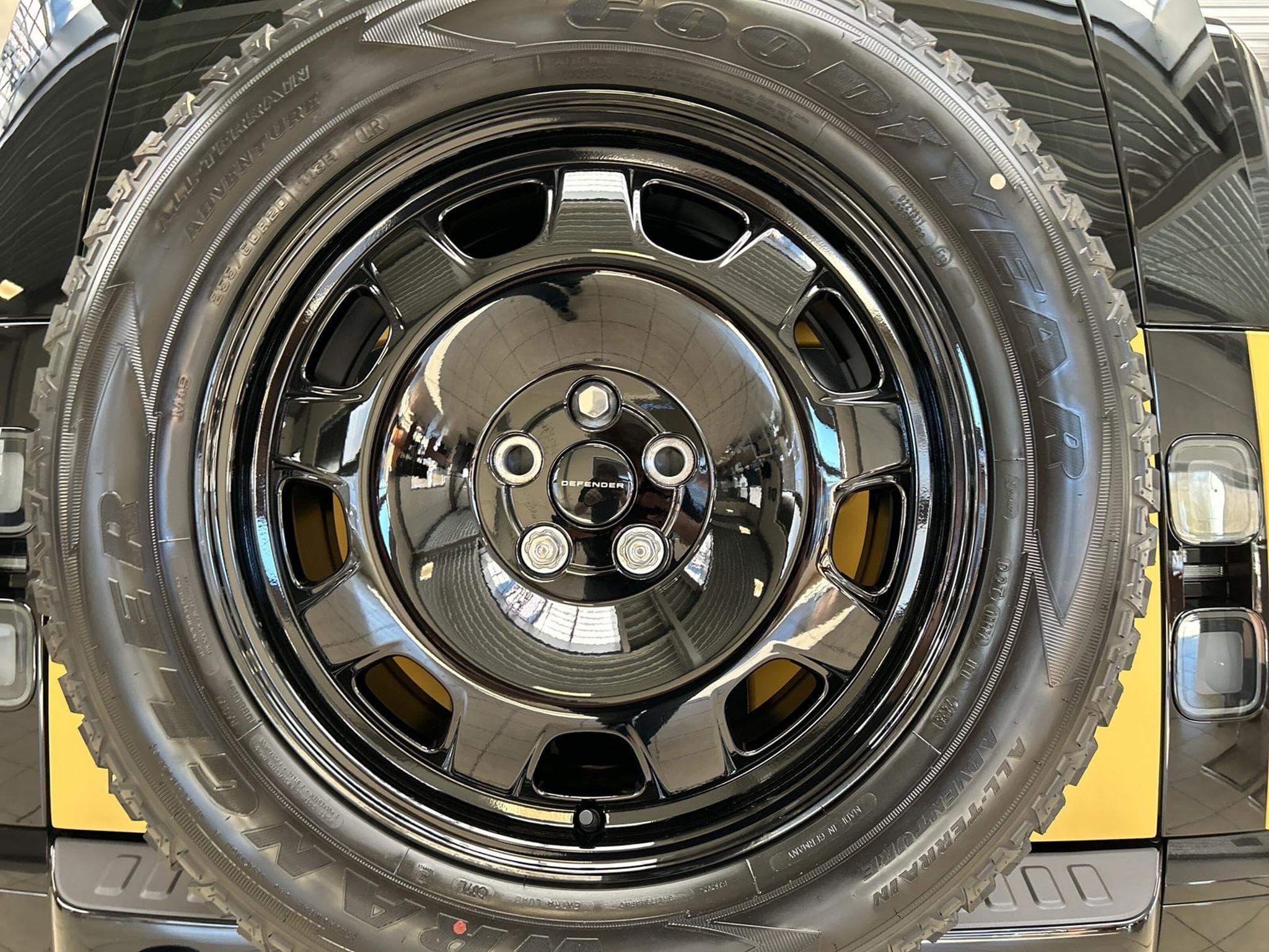 Land-Rover Defender 110 3.0 D350 Trophy Edition +WinterPaket+AHK+HeadUp+TrophyPa (2026) - Photo 16