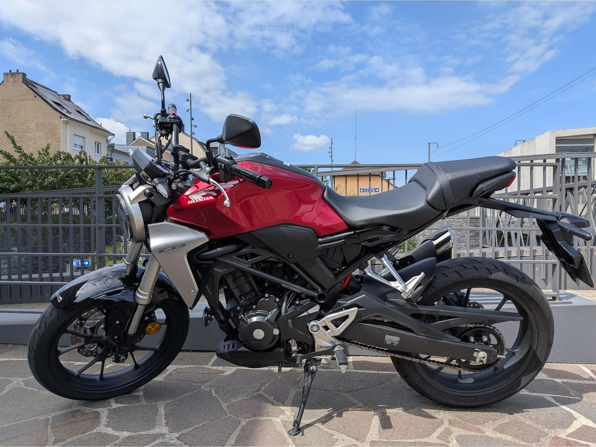 Honda CBF CB300R (2018) - Foto 1