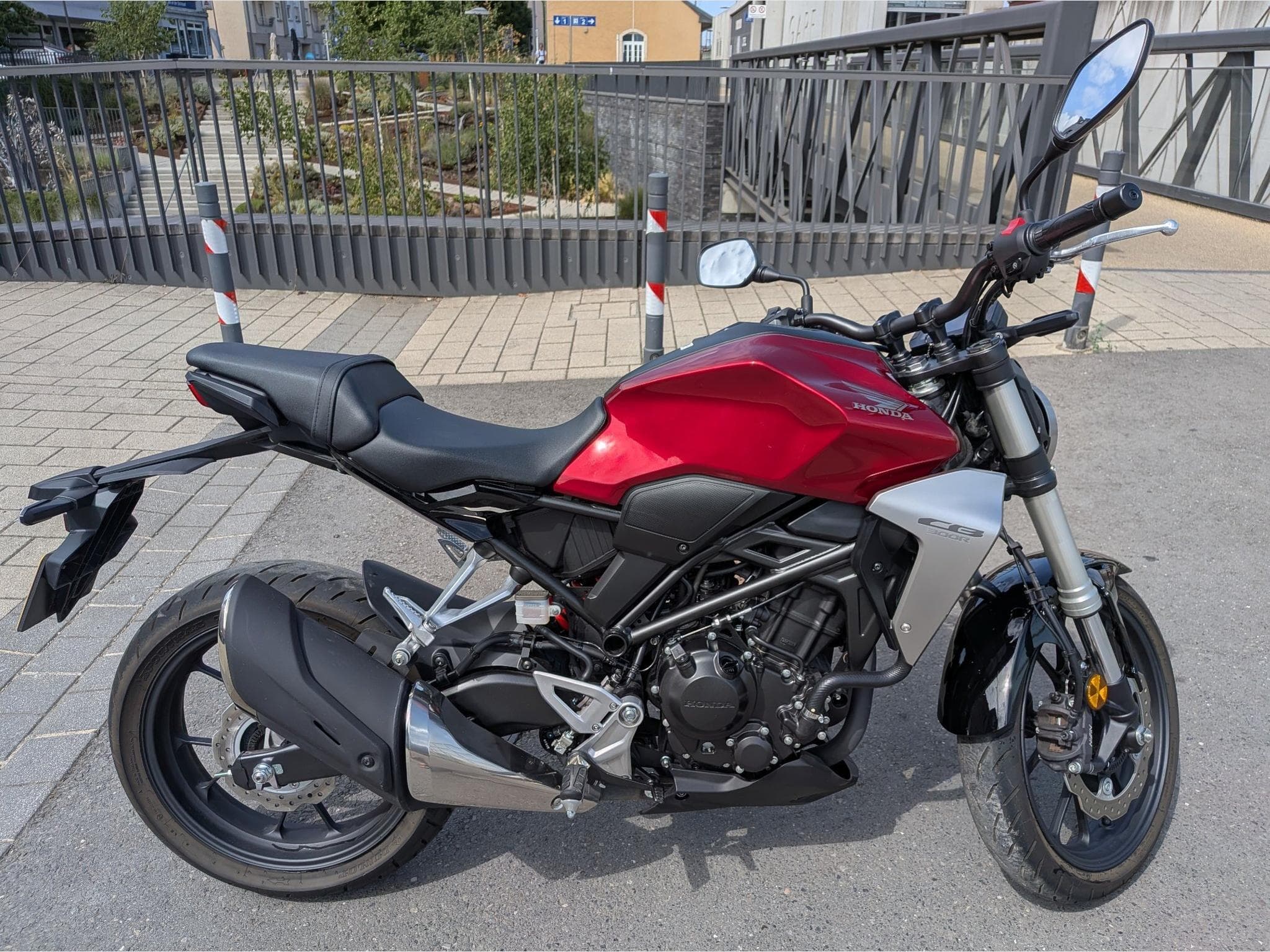 Honda CBF CB300R (2018) - Foto 2