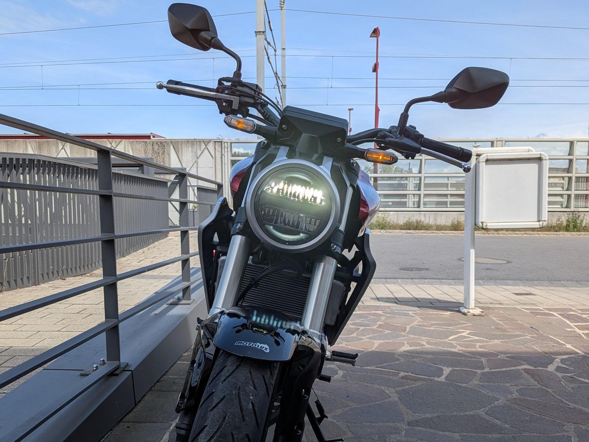 Honda CBF CB300R (2018) - Foto 5