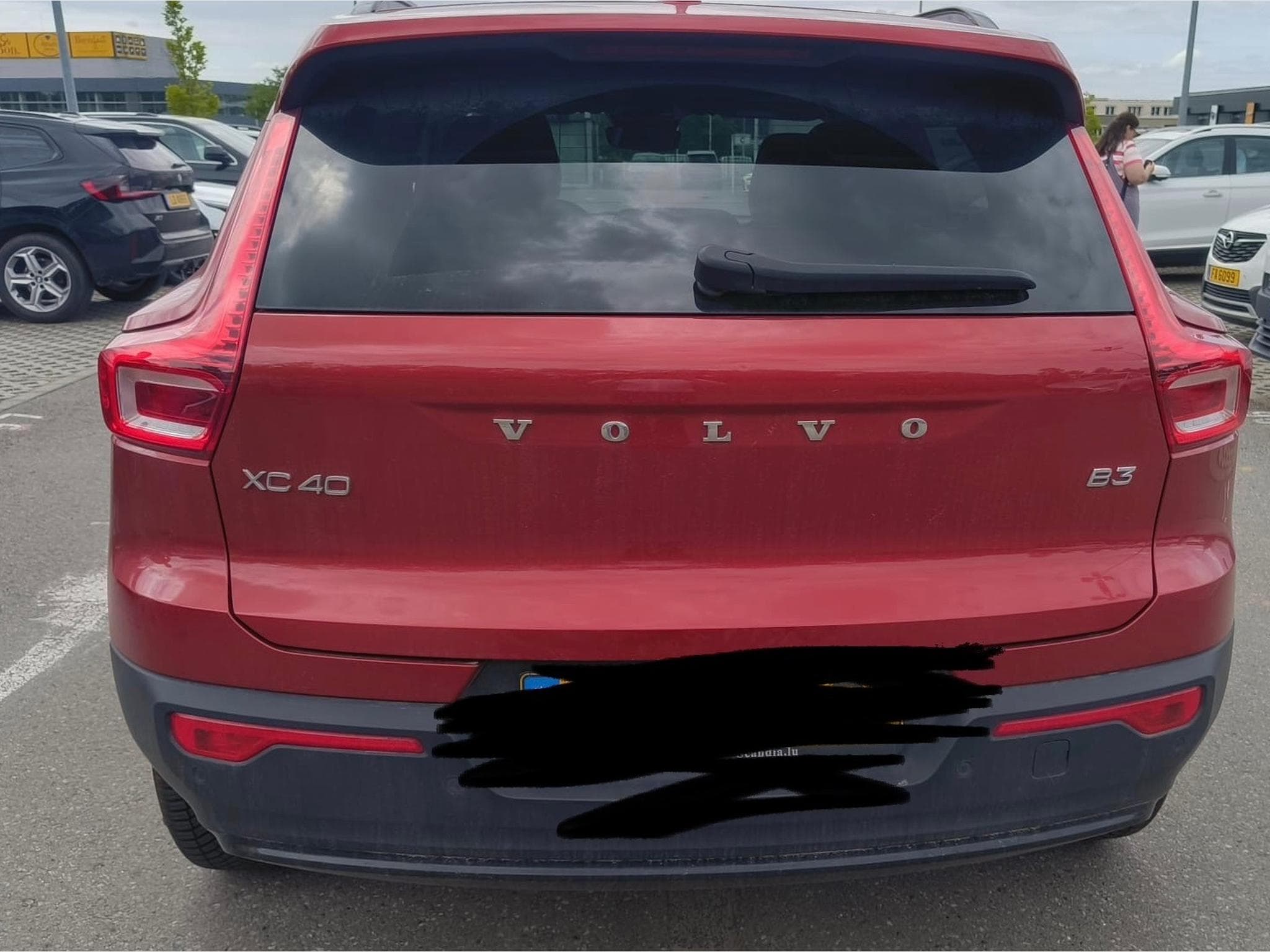 Volvo XC40 B3 (2024) - Photo 2