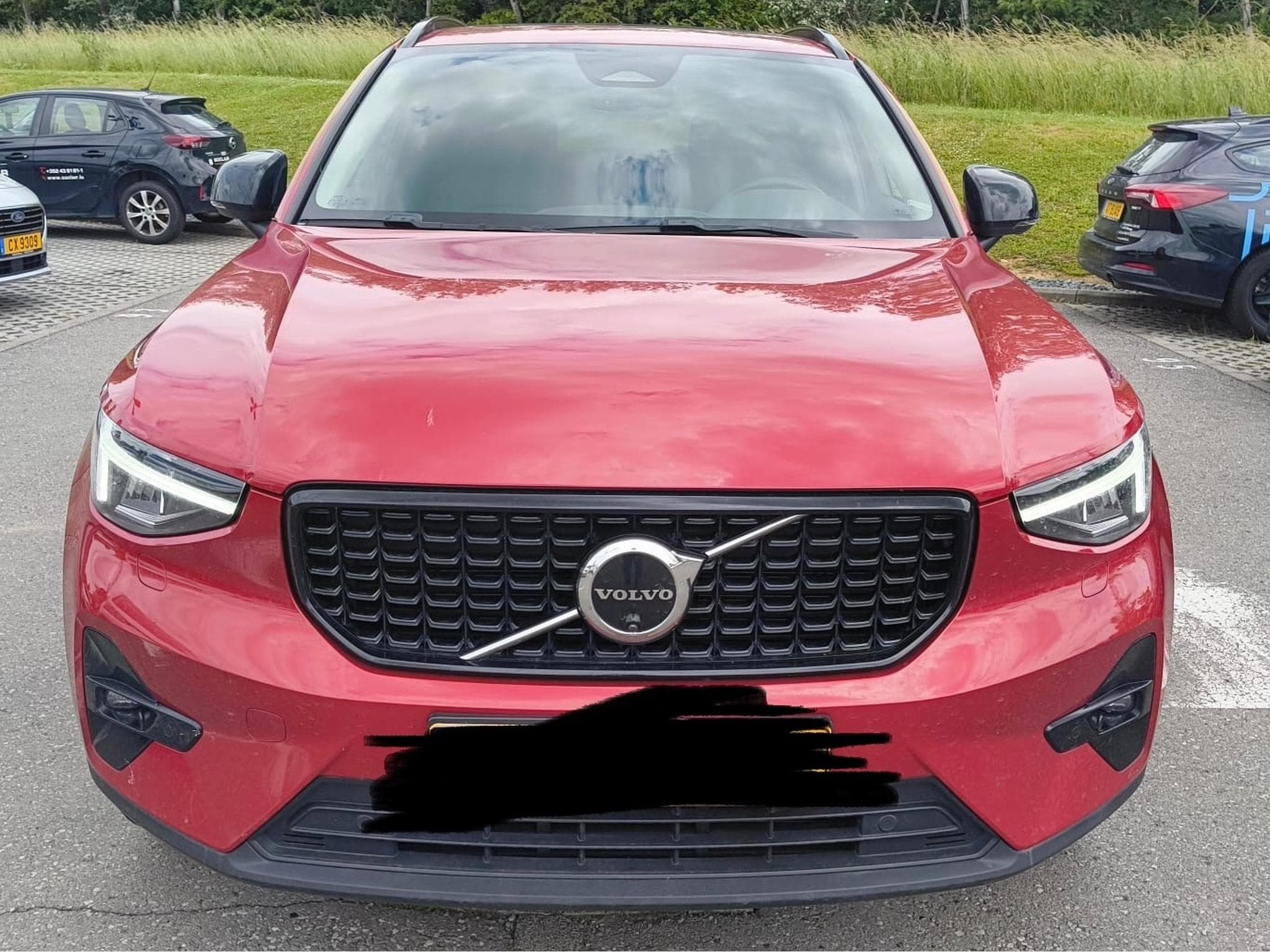 Volvo XC40 B3 (2024) - Photo 3
