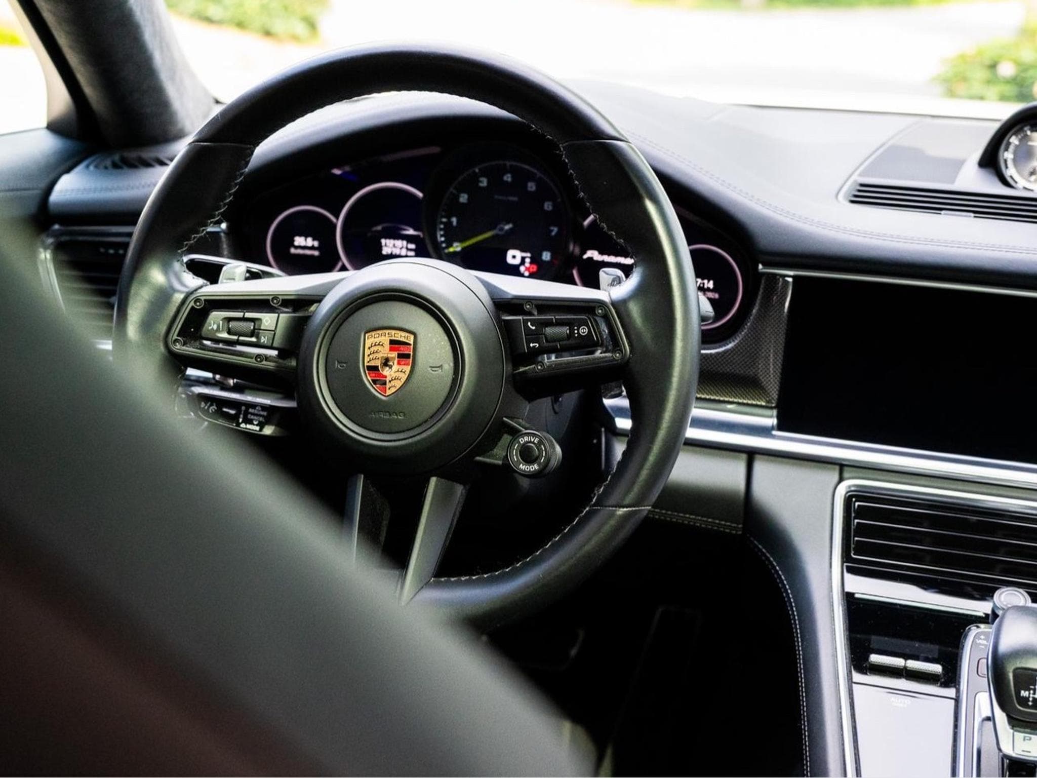 Porsche Panamera 4S E-Hybrid (2022) - Photo 2