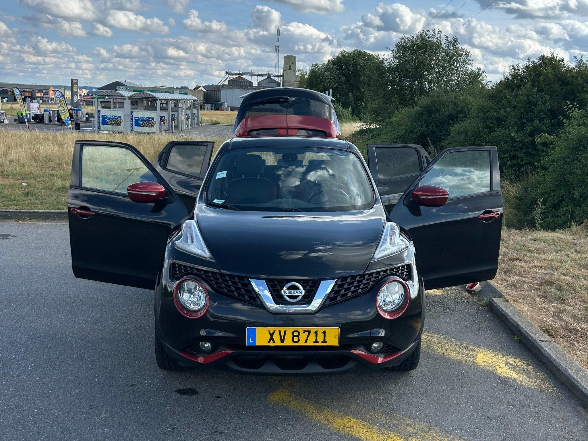 Nissan Juke Red Edition (2016) - Photo 8