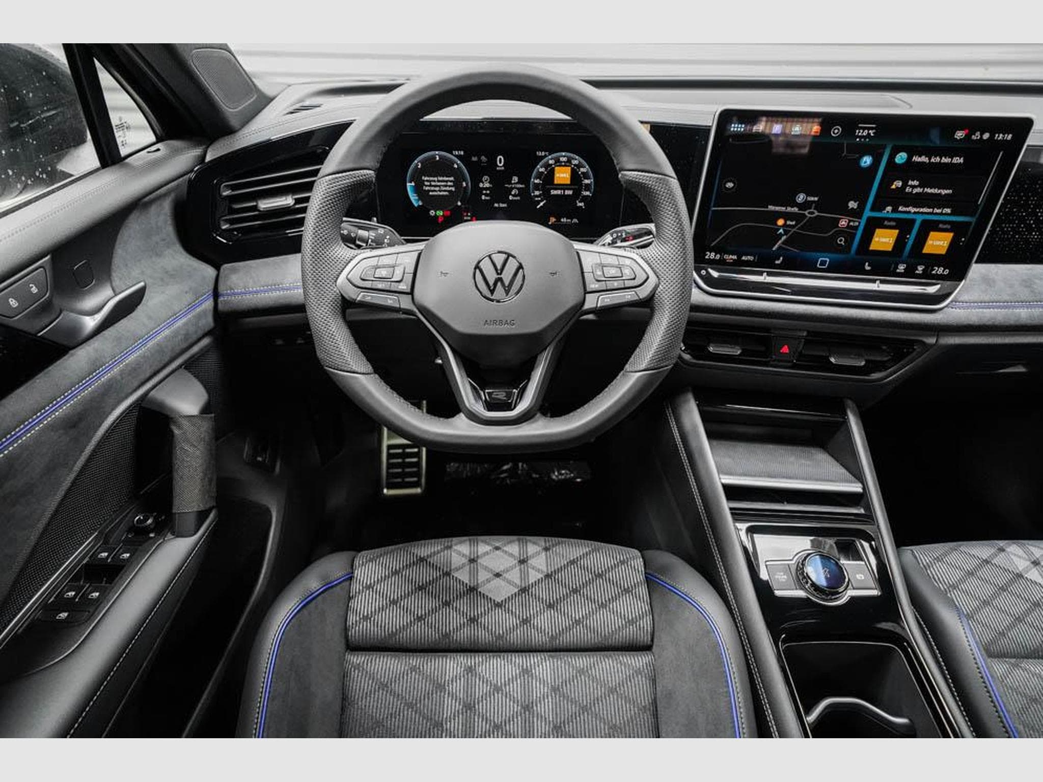 VW Tiguan 2,0 TDI DSG (2025) - Foto 8