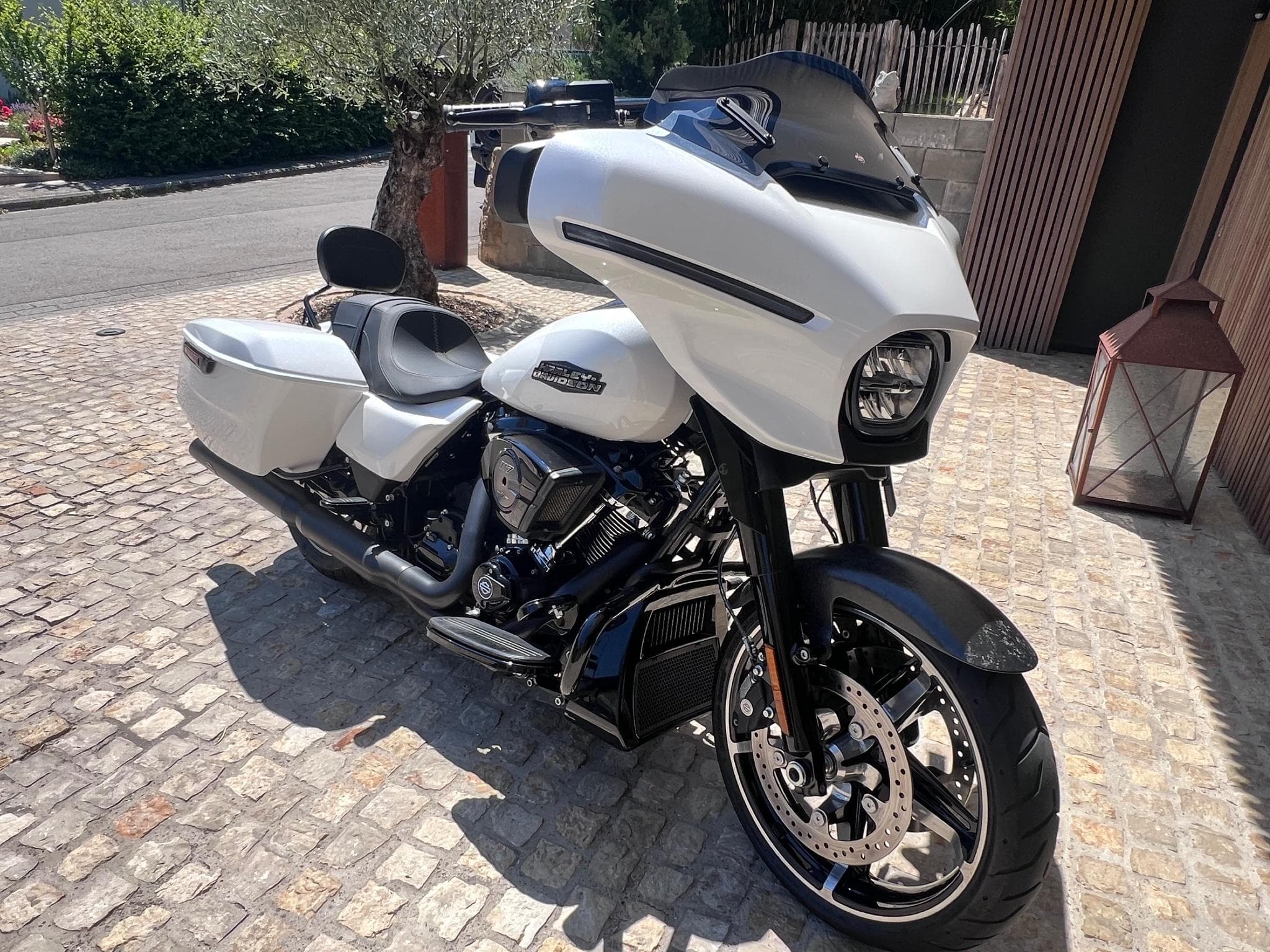 Harley-Davidson Street Glide (2024) - Foto 1