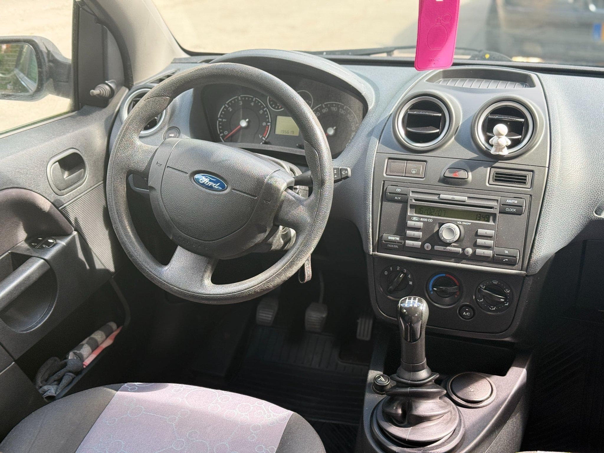 Ford Fiesta 1.3 (2007) - Photo 11