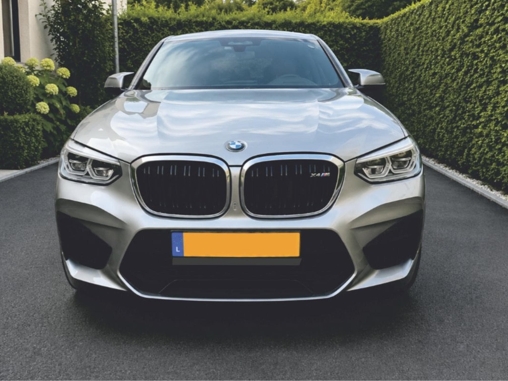 BMW X4M 3.0 l, F98, 6 cylindres, 353kW/486 ch (2020) - Photo 4