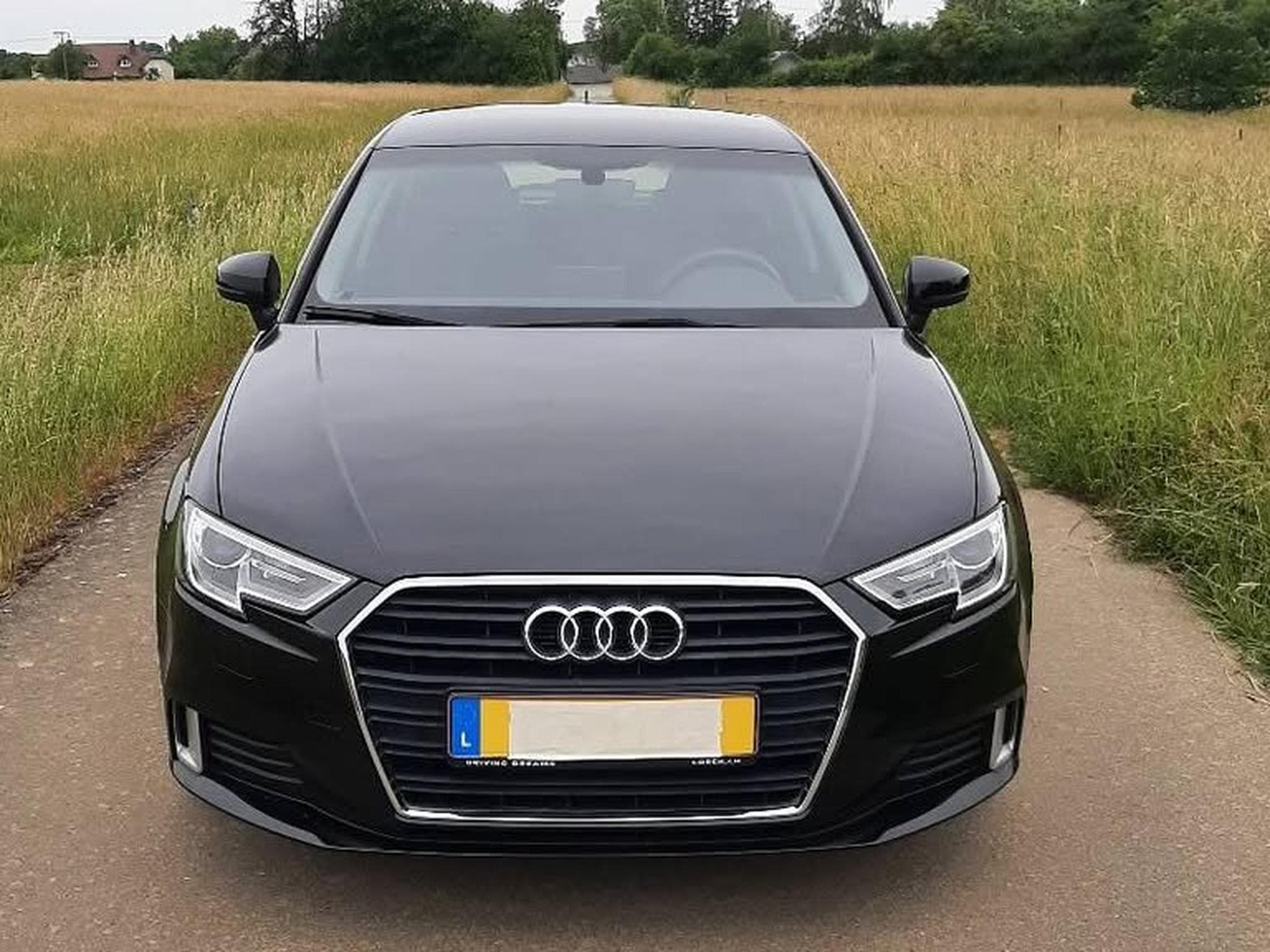 Audi A3 Audi A3 Sportback noir metallisé (2019) - Photo 7