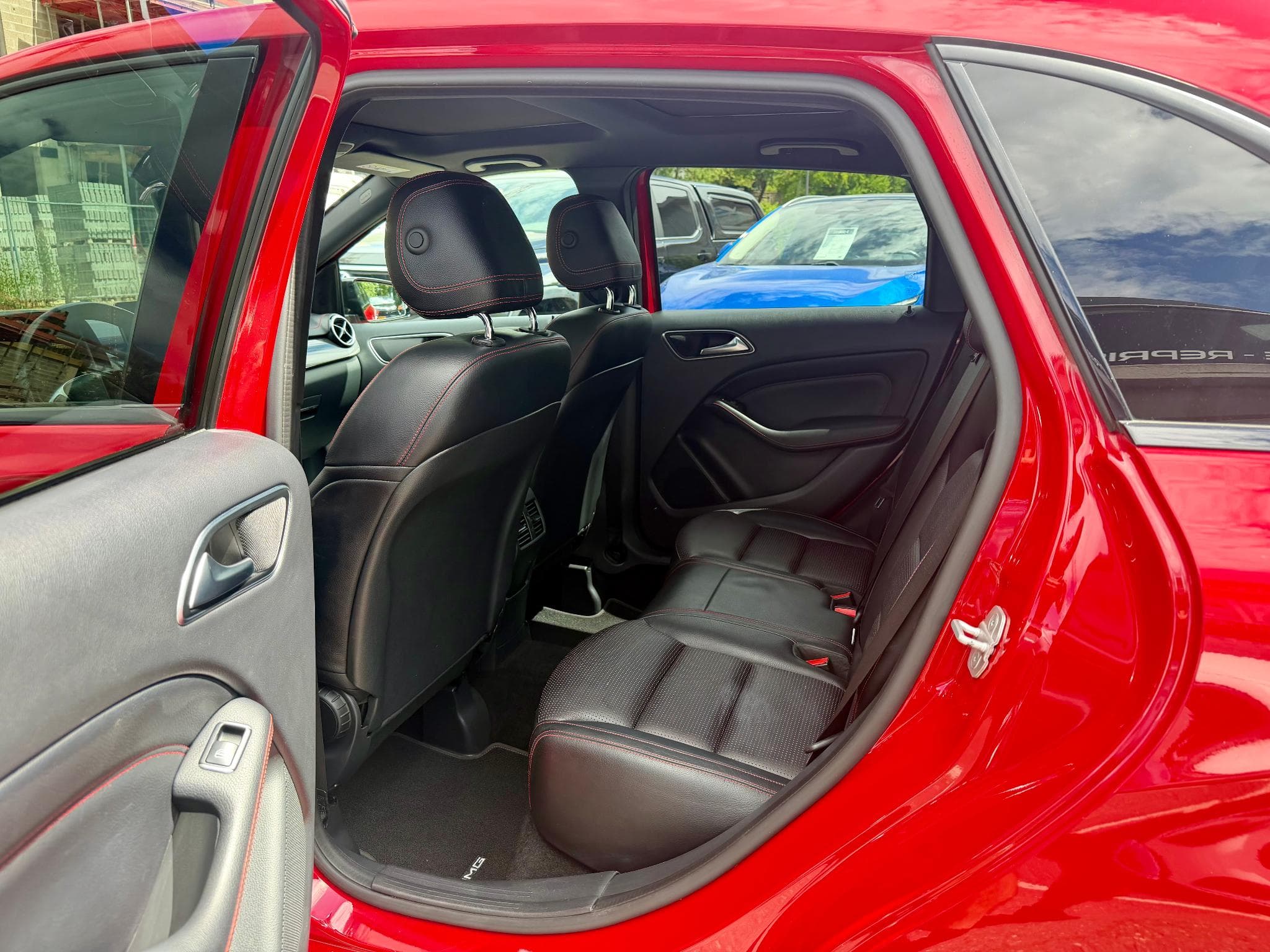 Mercedes B 200 7G-DCT AMG-Line PANO/CAM/NIGHT (2017) - Photo 11