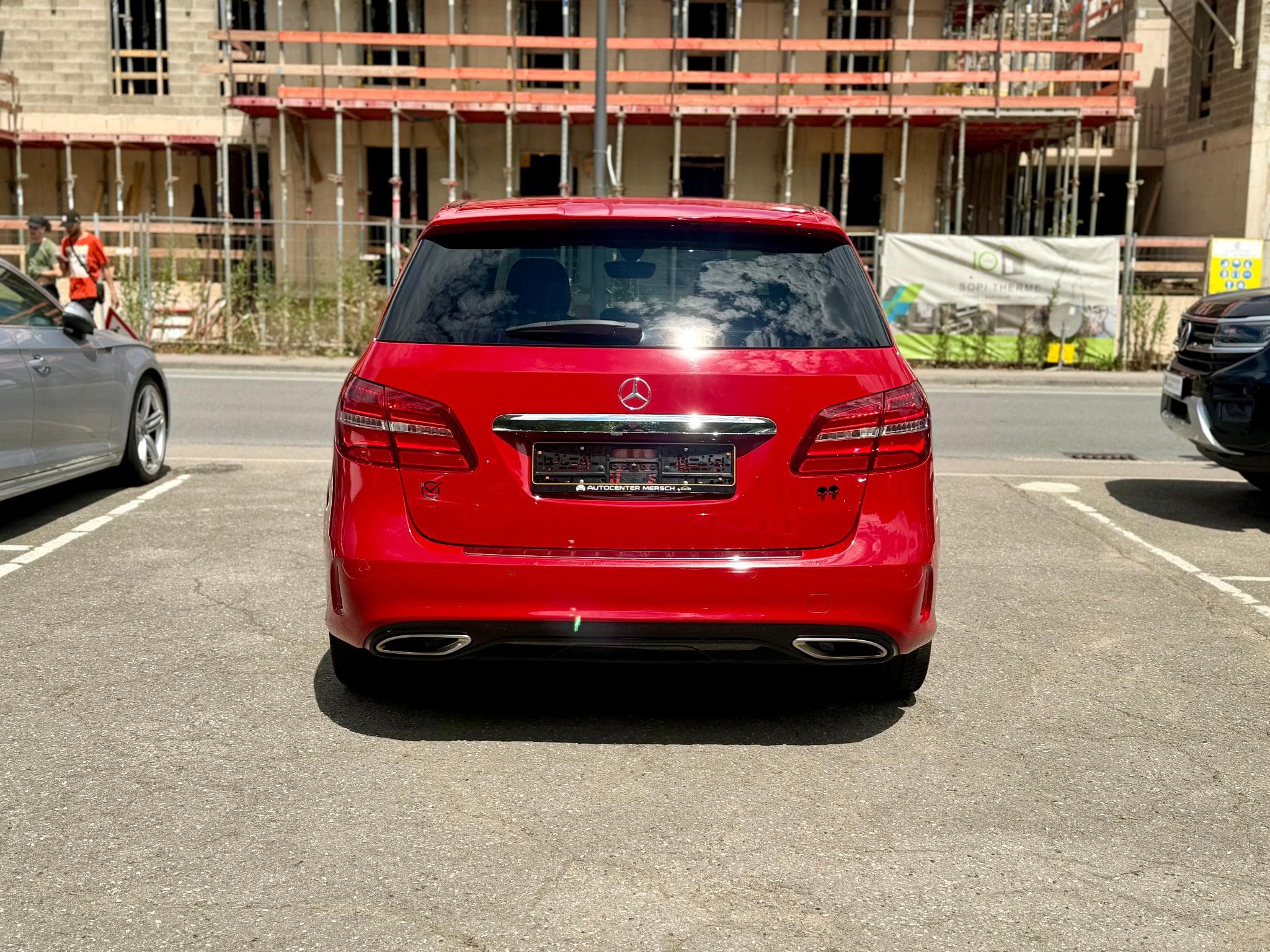 Mercedes B 200 7G-DCT AMG-Line PANO/CAM/NIGHT (2017) - Photo 5