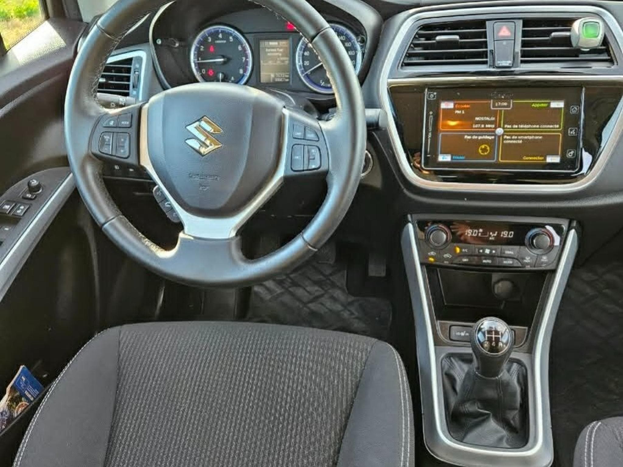 Suzuki SX4 S-Cross GL+ (2017) - Photo 7