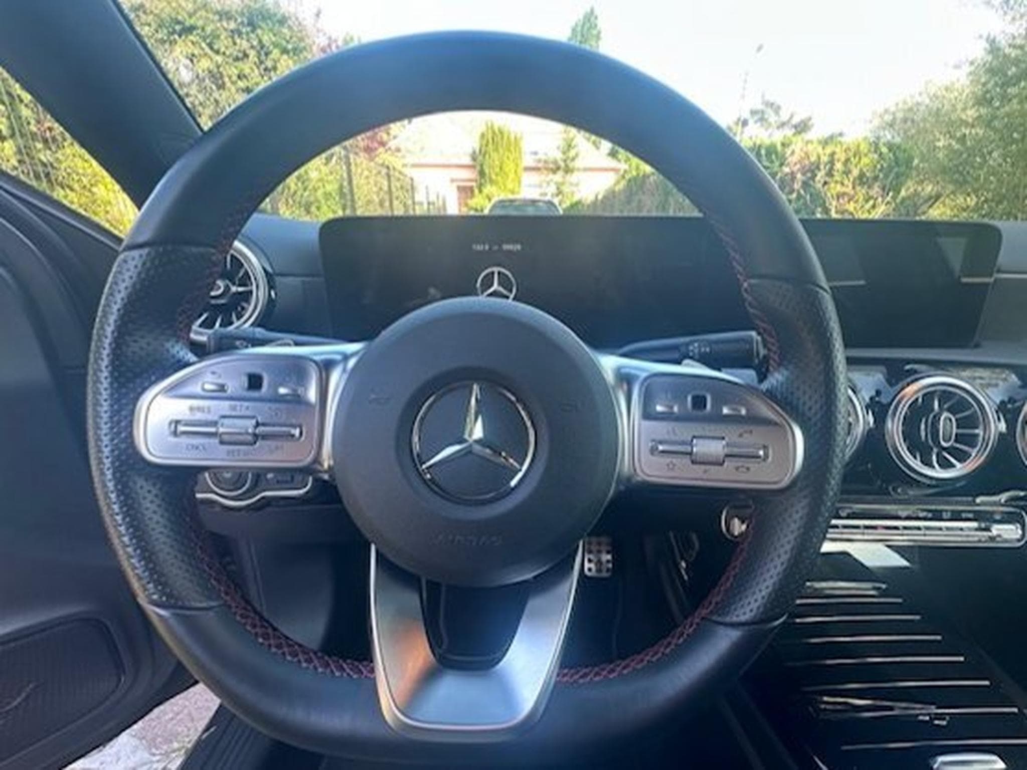 Mercedes A 220 Mercedes Classe A 200 d AMG Line Berline (2022) - Foto 5