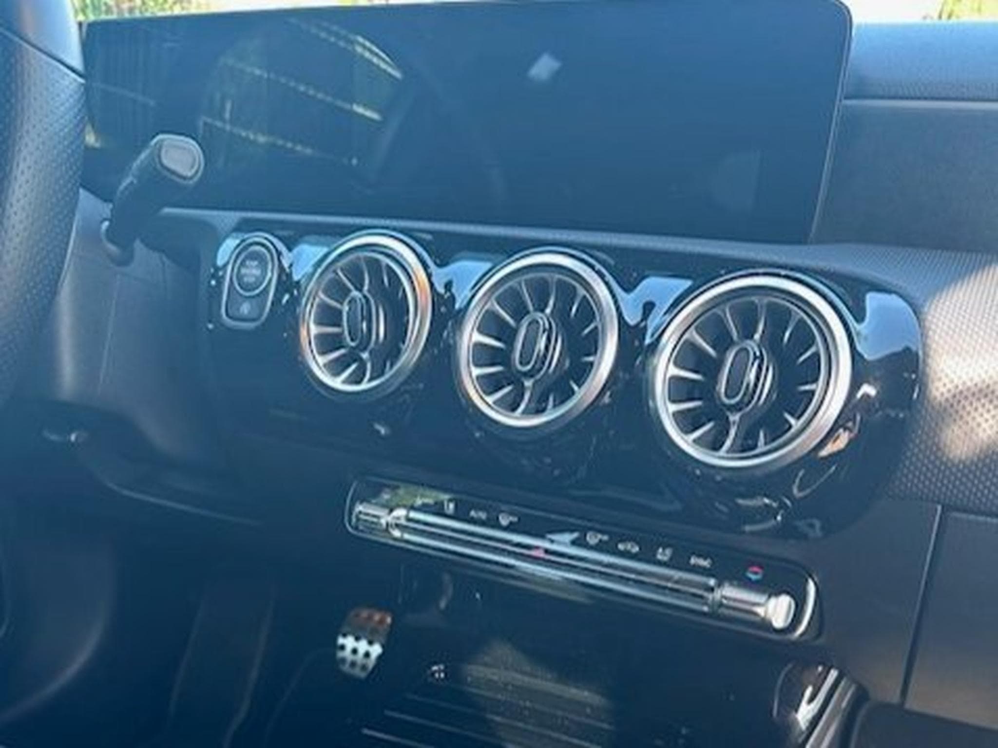 Mercedes A 220 Mercedes Classe A 200 d AMG Line Berline (2022) - Foto 10