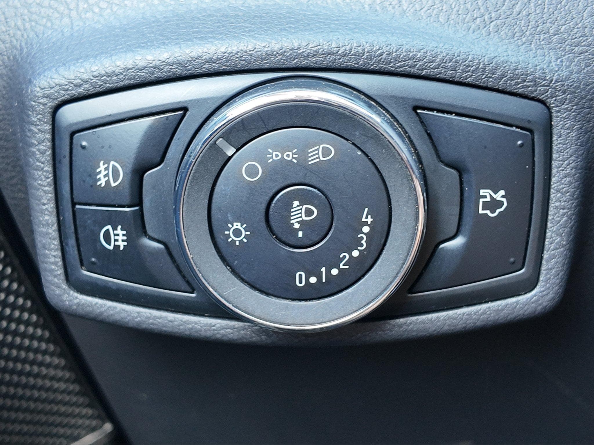 Ford Ka + (2018) - Foto 11