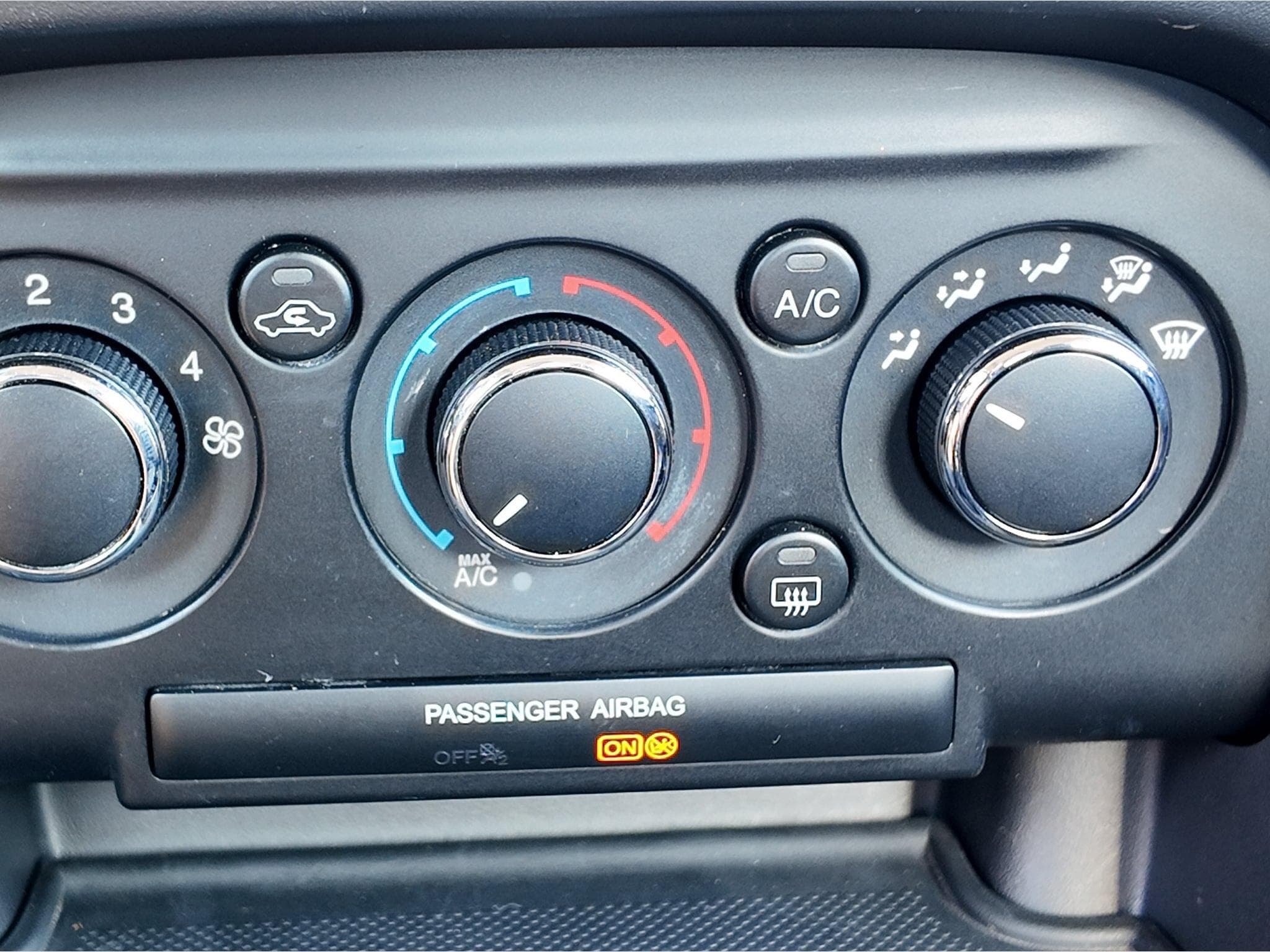 Ford Ka + (2018) - Foto 13