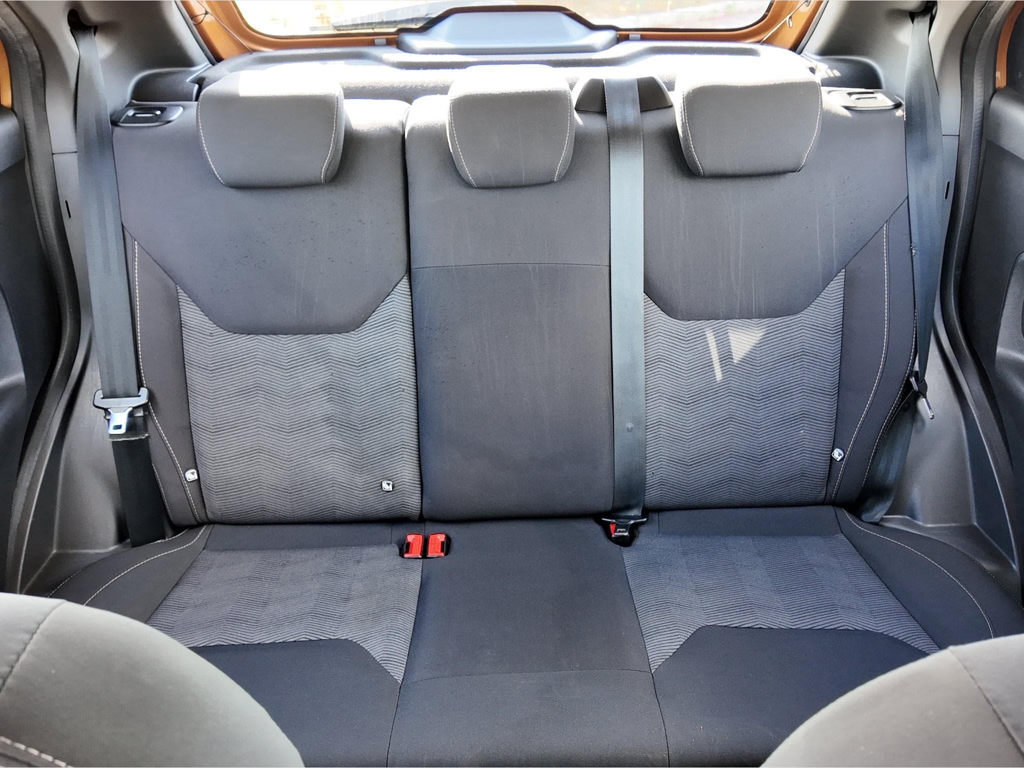 Ford Ka + (2018) - Foto 15