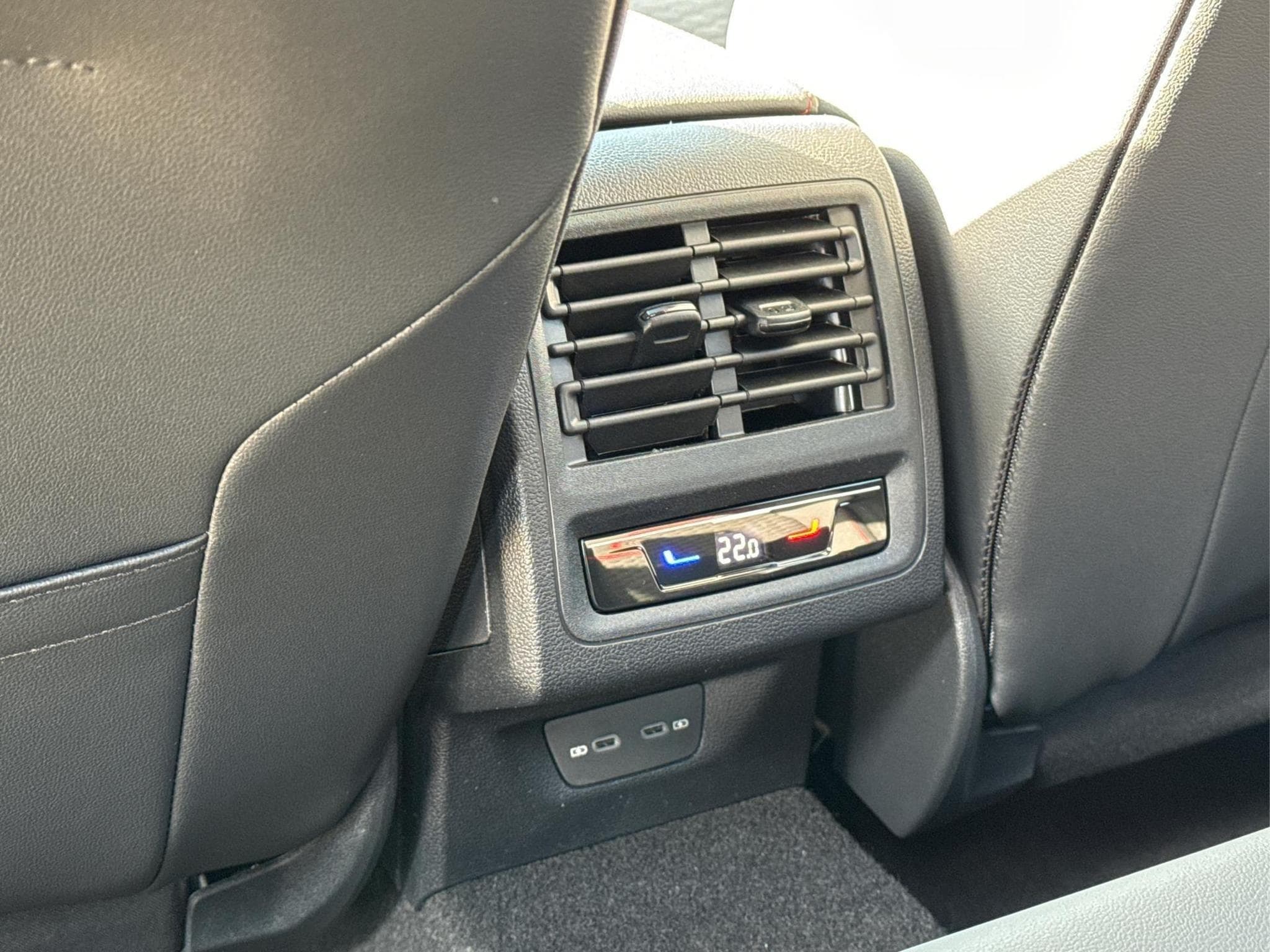 VW Golf GTI Clubsport (2026) - Foto 16